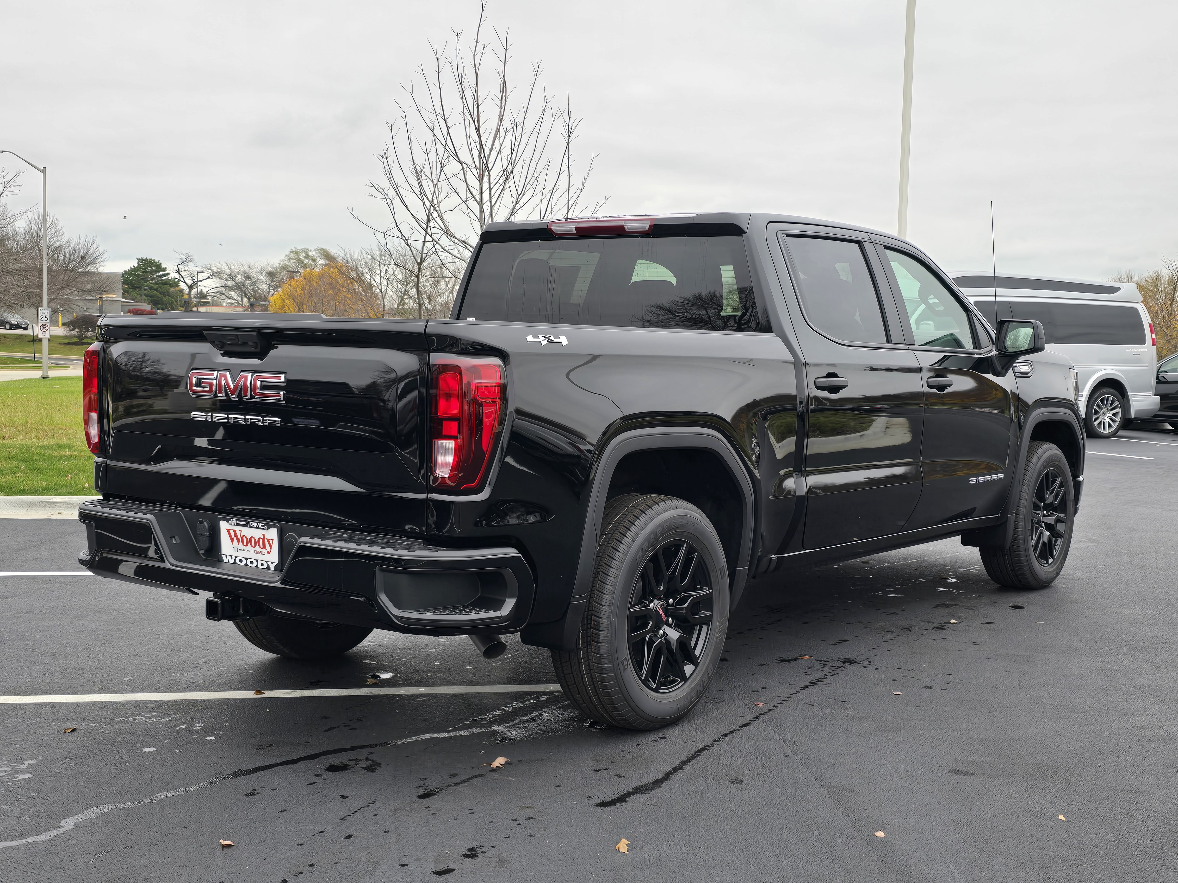 2025 GMC Sierra 1500 Pro 8