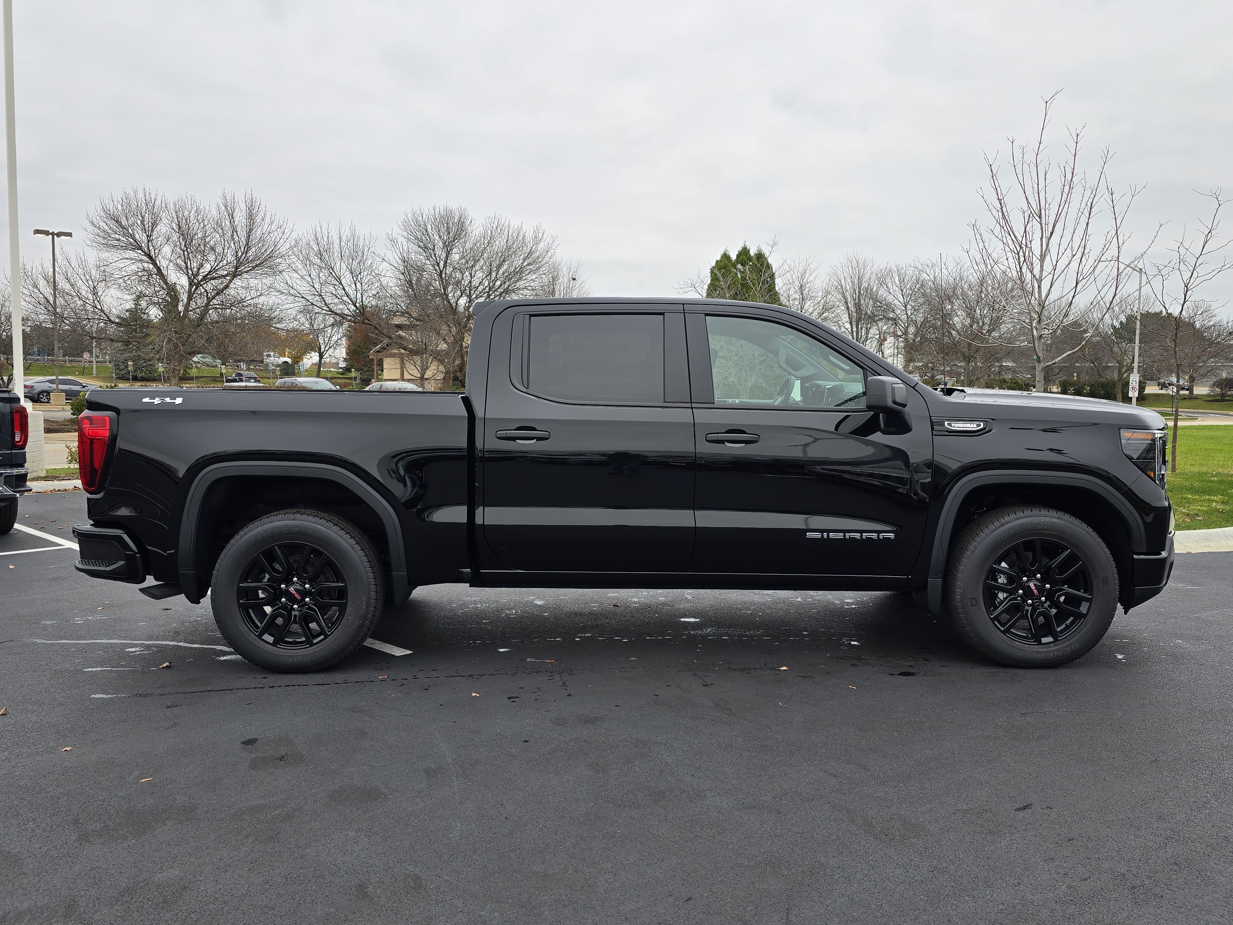 2025 GMC Sierra 1500 Pro 9