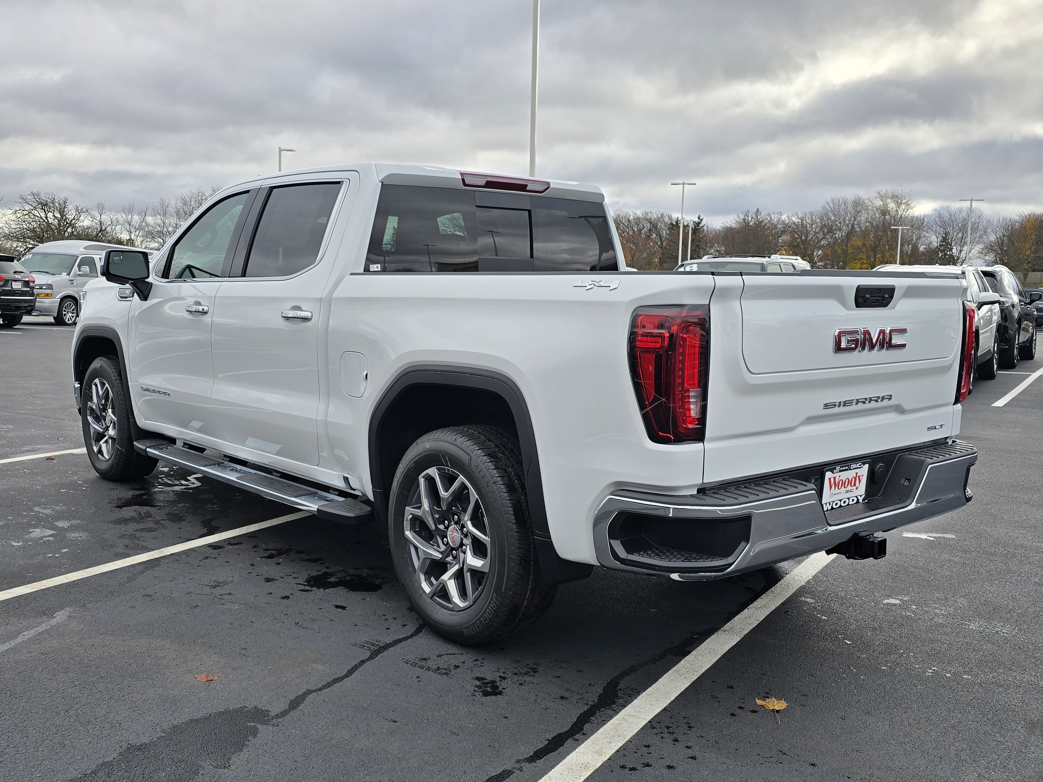 2025 GMC Sierra 1500 SLT 6