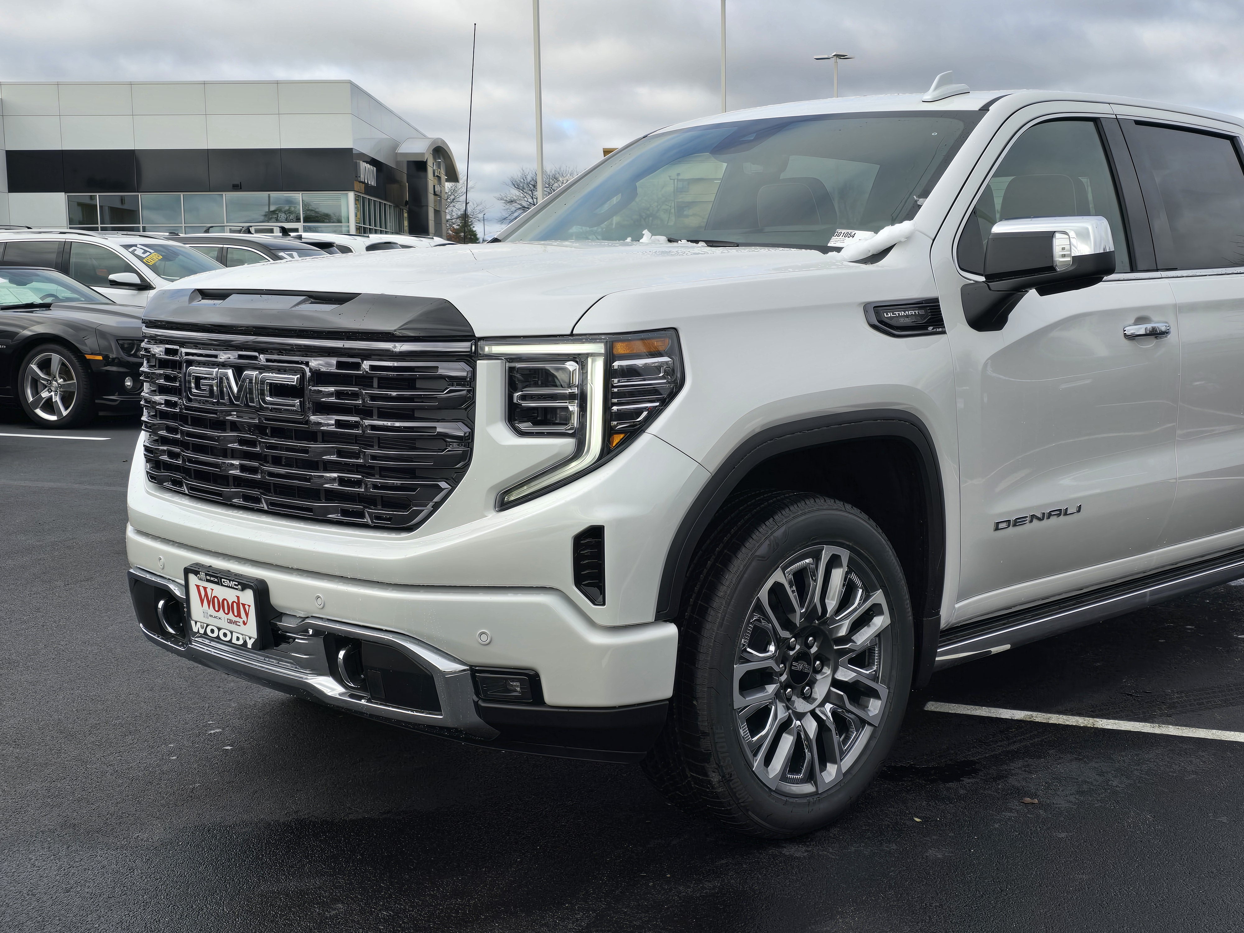 2025 GMC Sierra 1500 Denali Ultimate 10