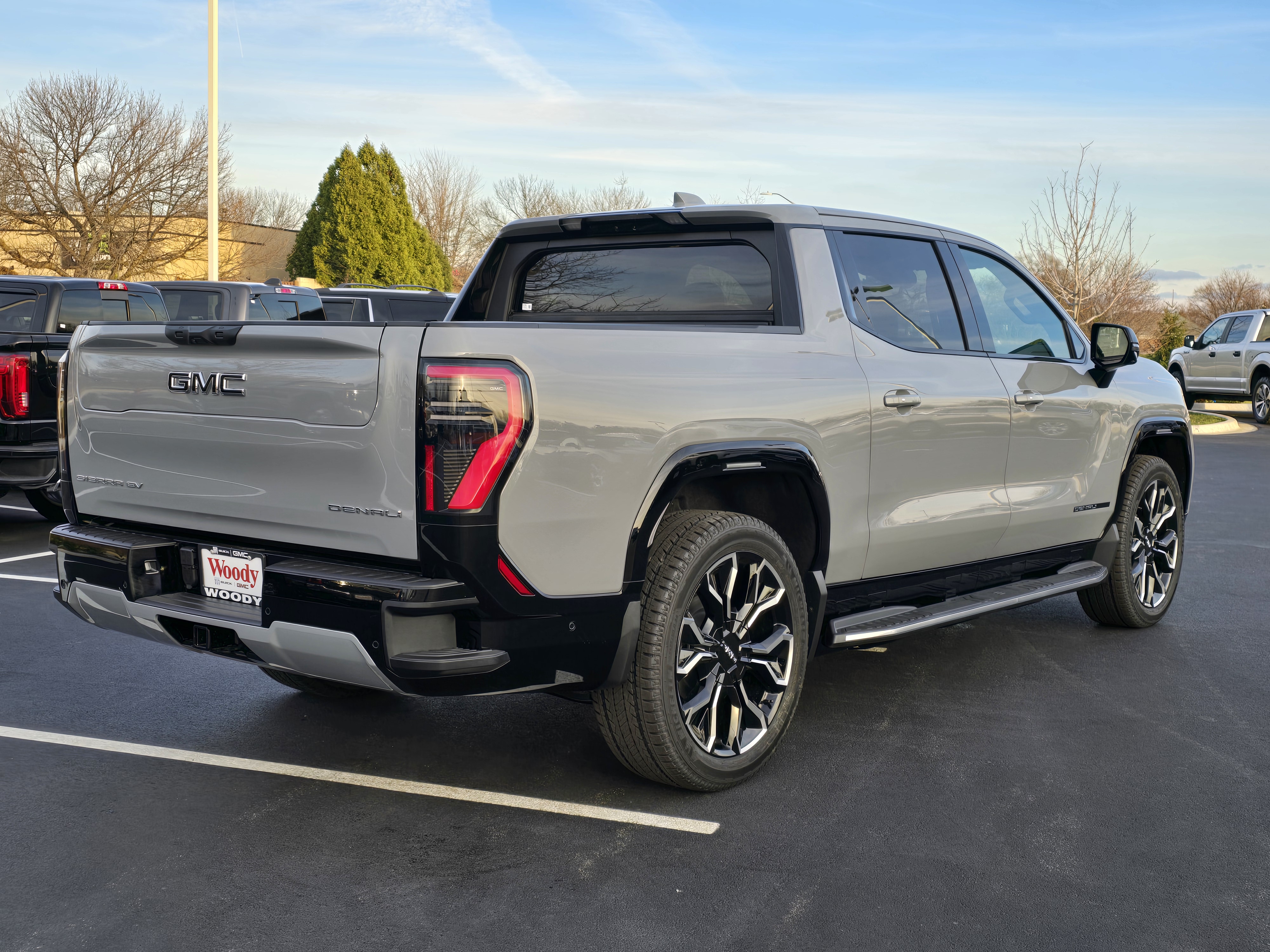 2025 GMC Sierra EV Denali 7