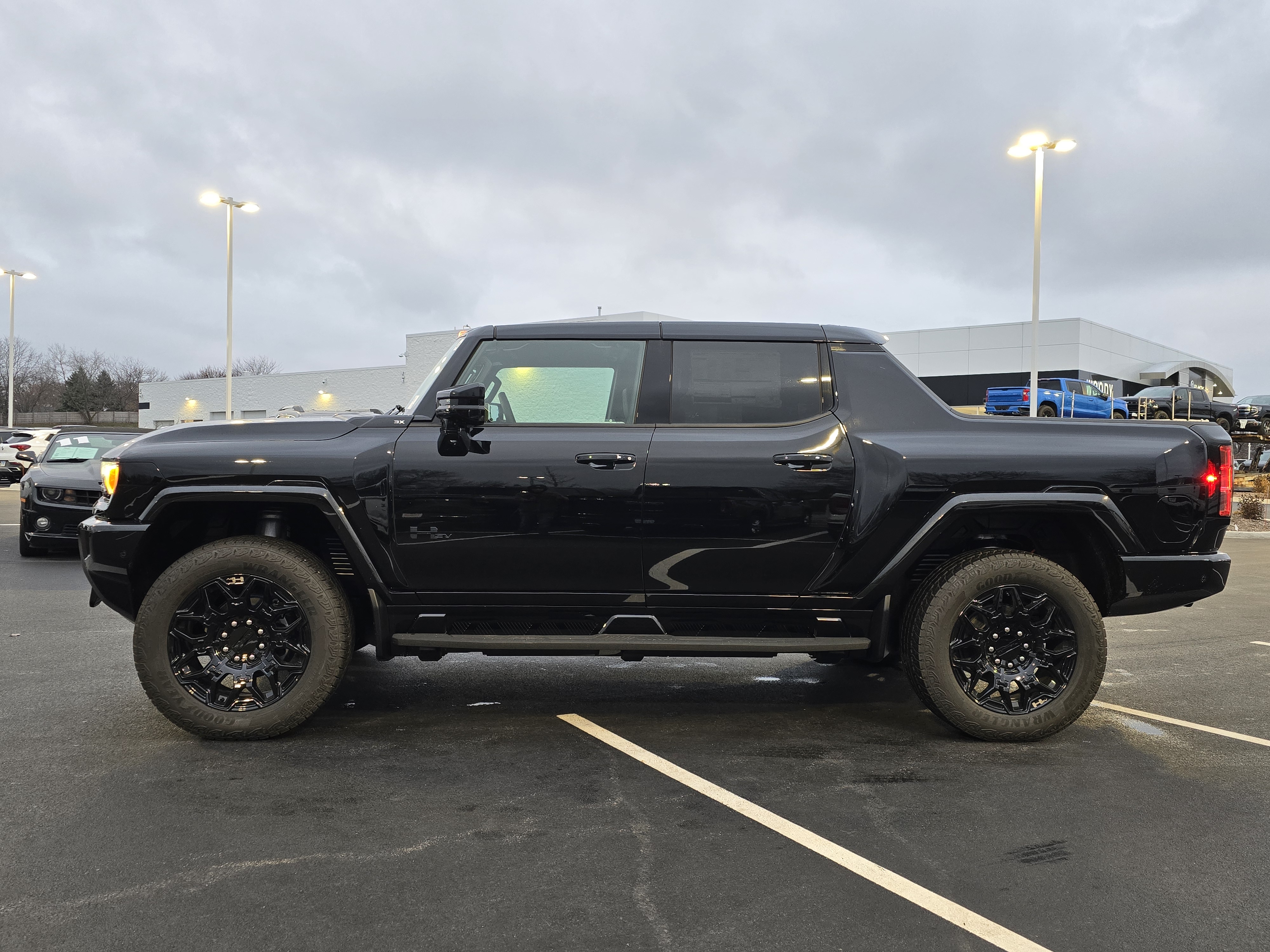 2025 GMC Hummer EV Pickup 3X 5