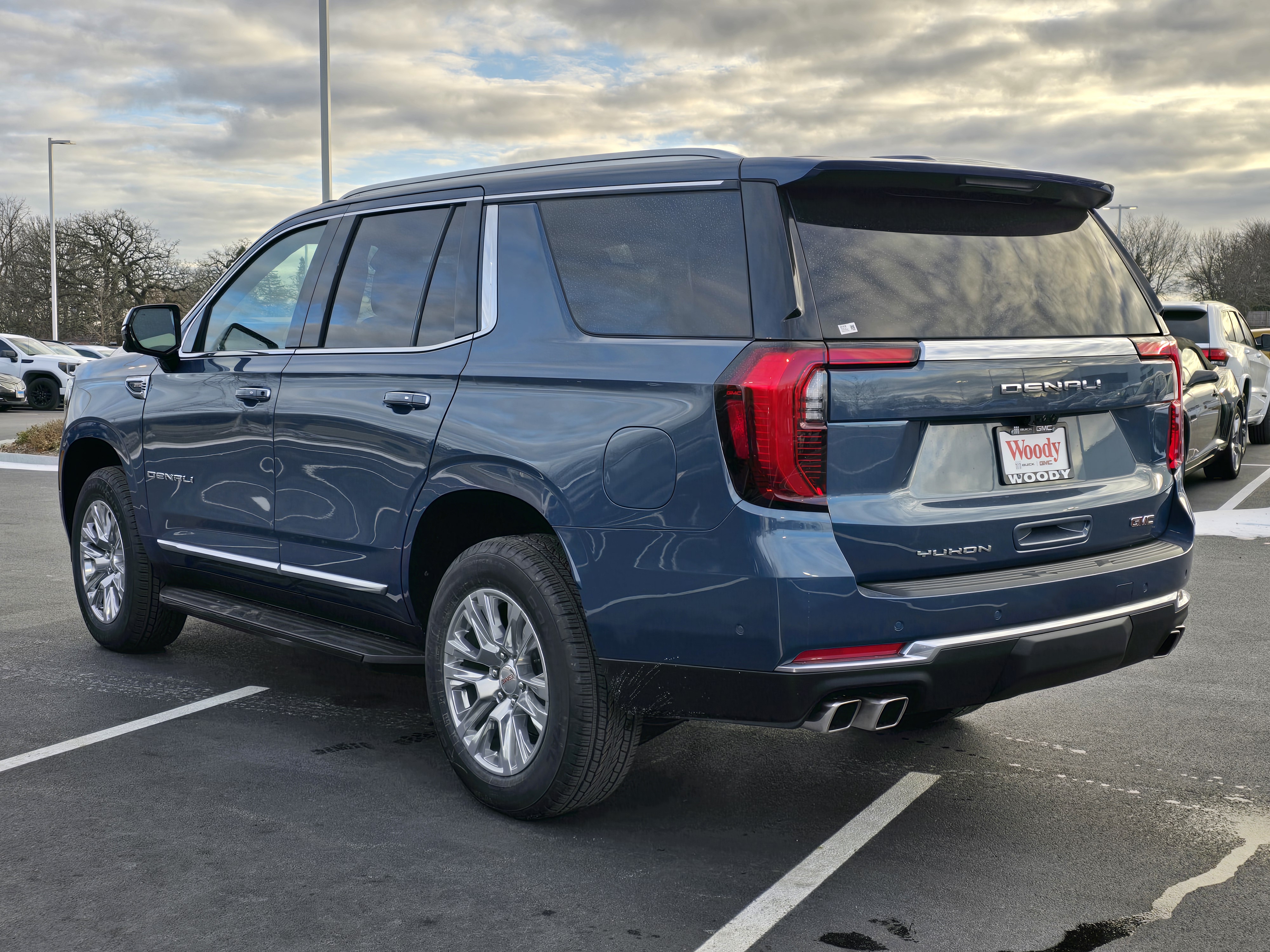 2025 GMC Yukon Denali 6