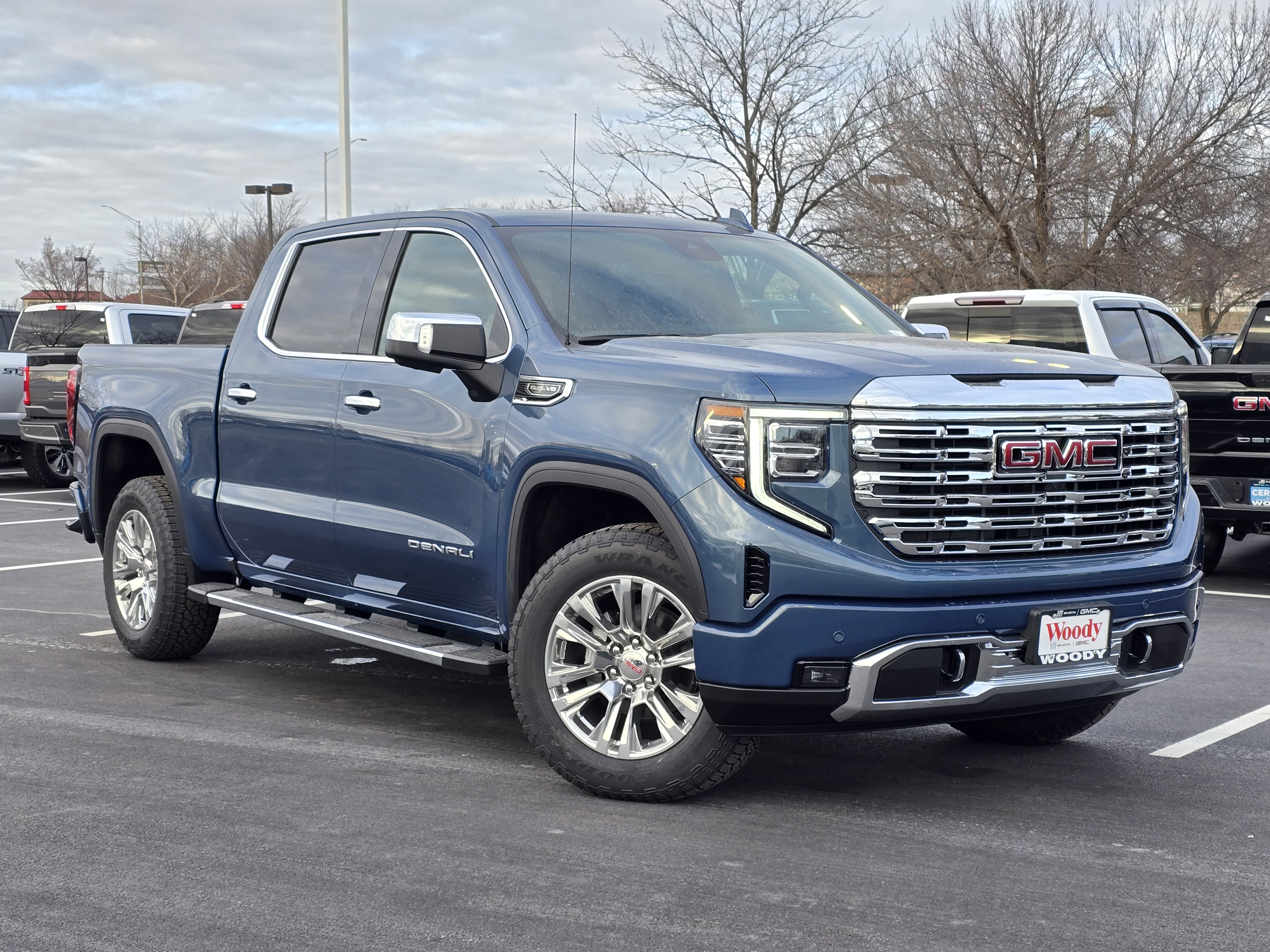 2025 GMC Sierra 1500 Denali 2