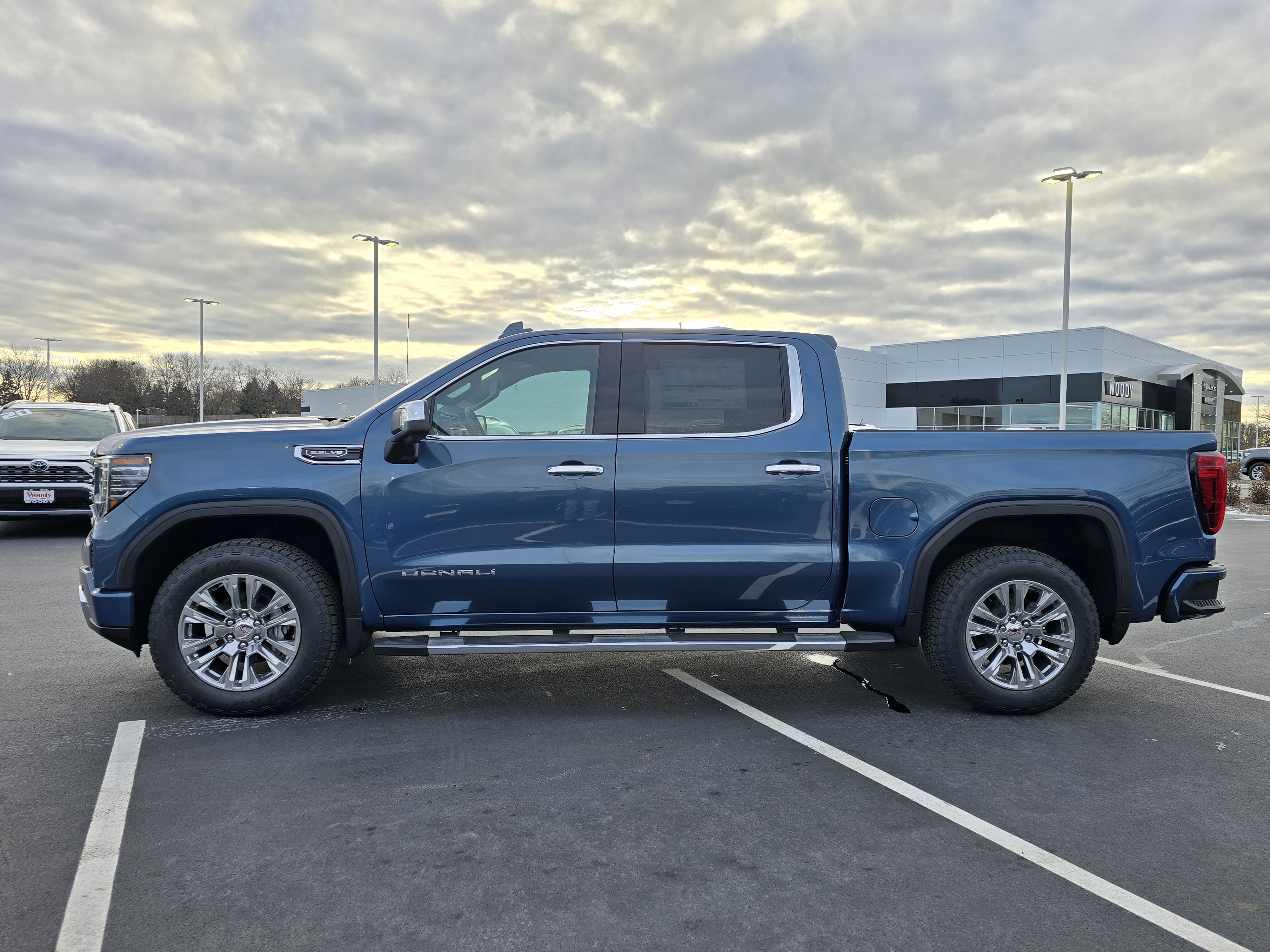 2025 GMC Sierra 1500 Denali 5