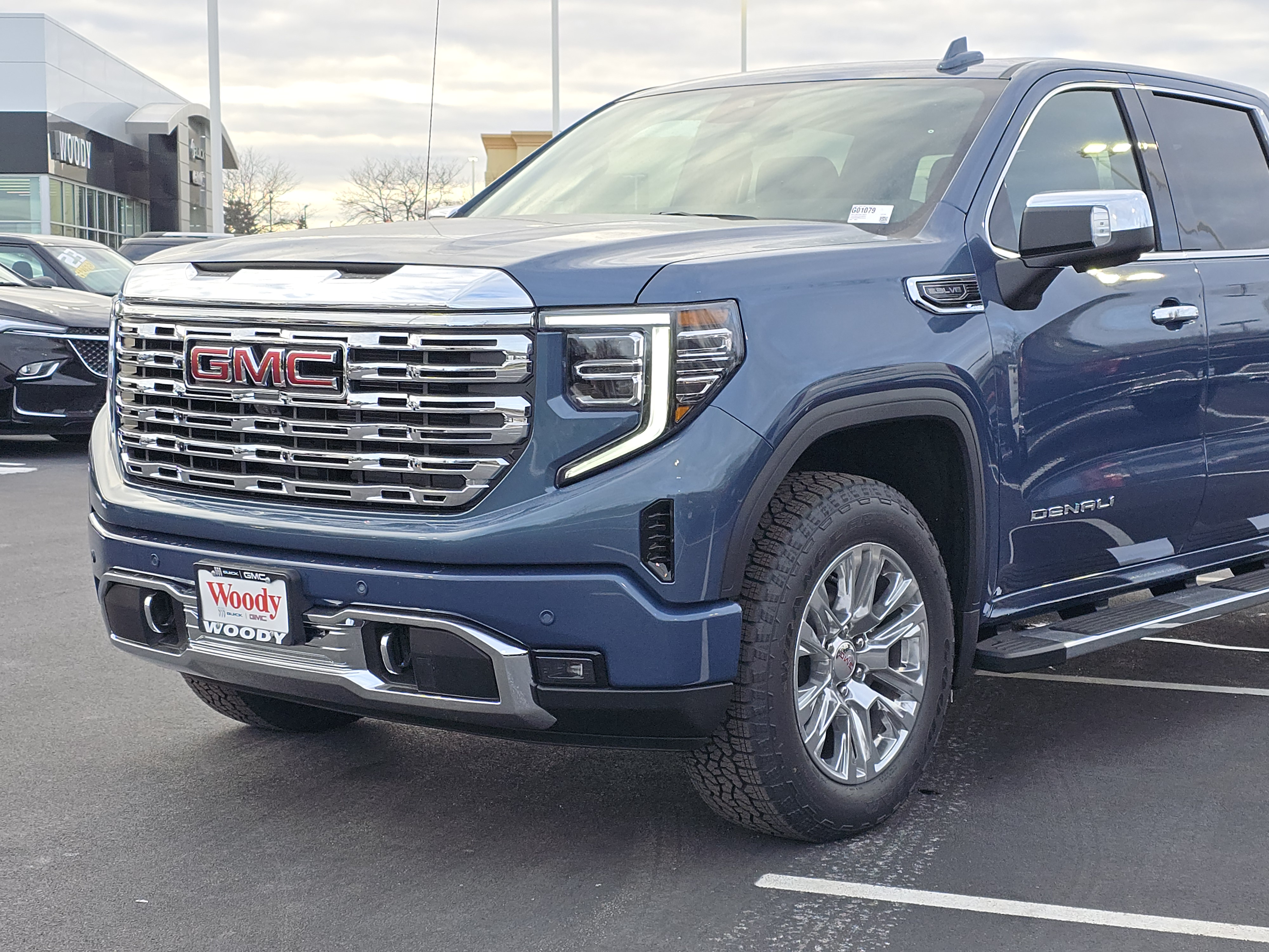 2025 GMC Sierra 1500 Denali 10