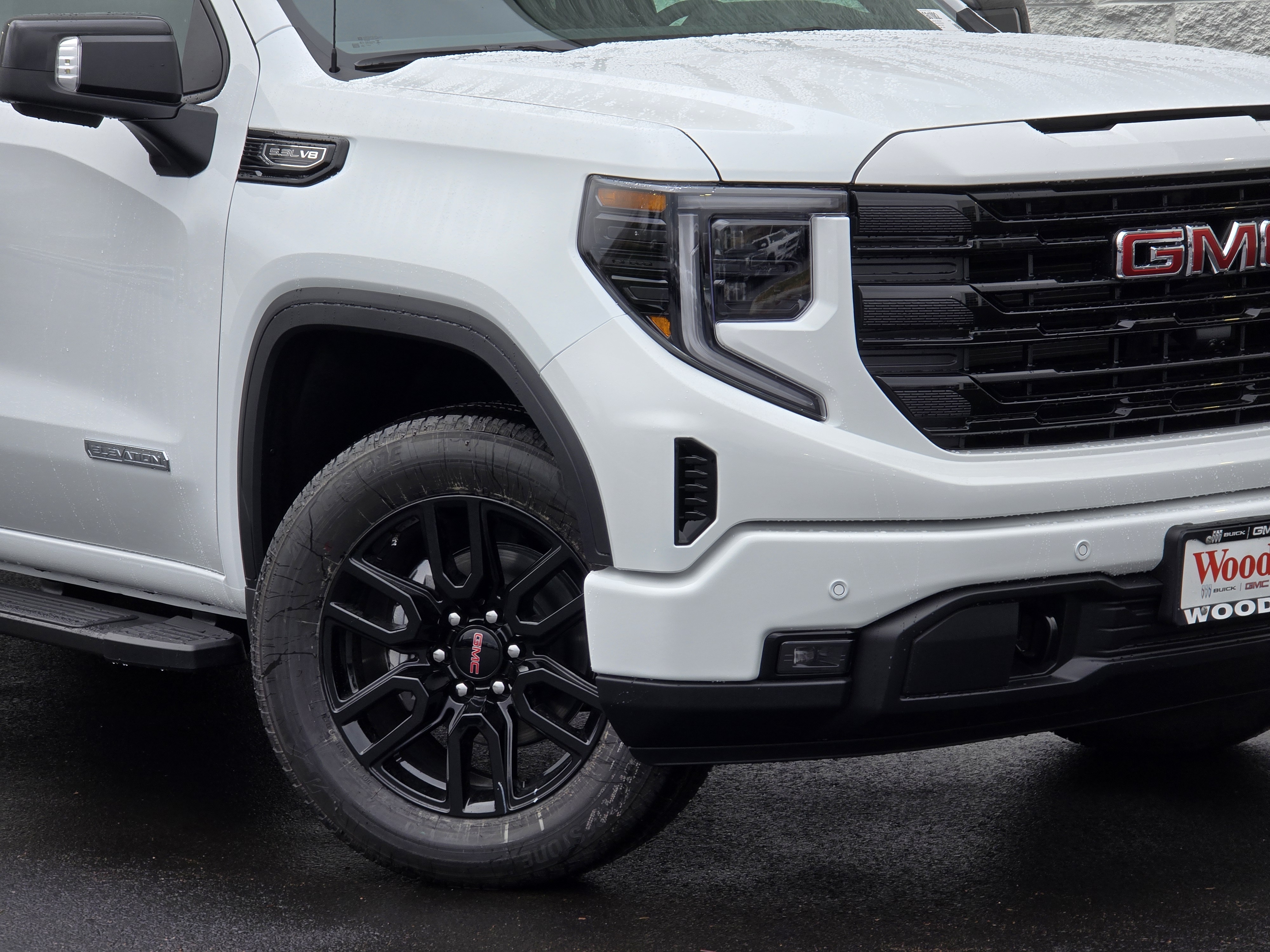 2025 GMC Sierra 1500 Elevation 3