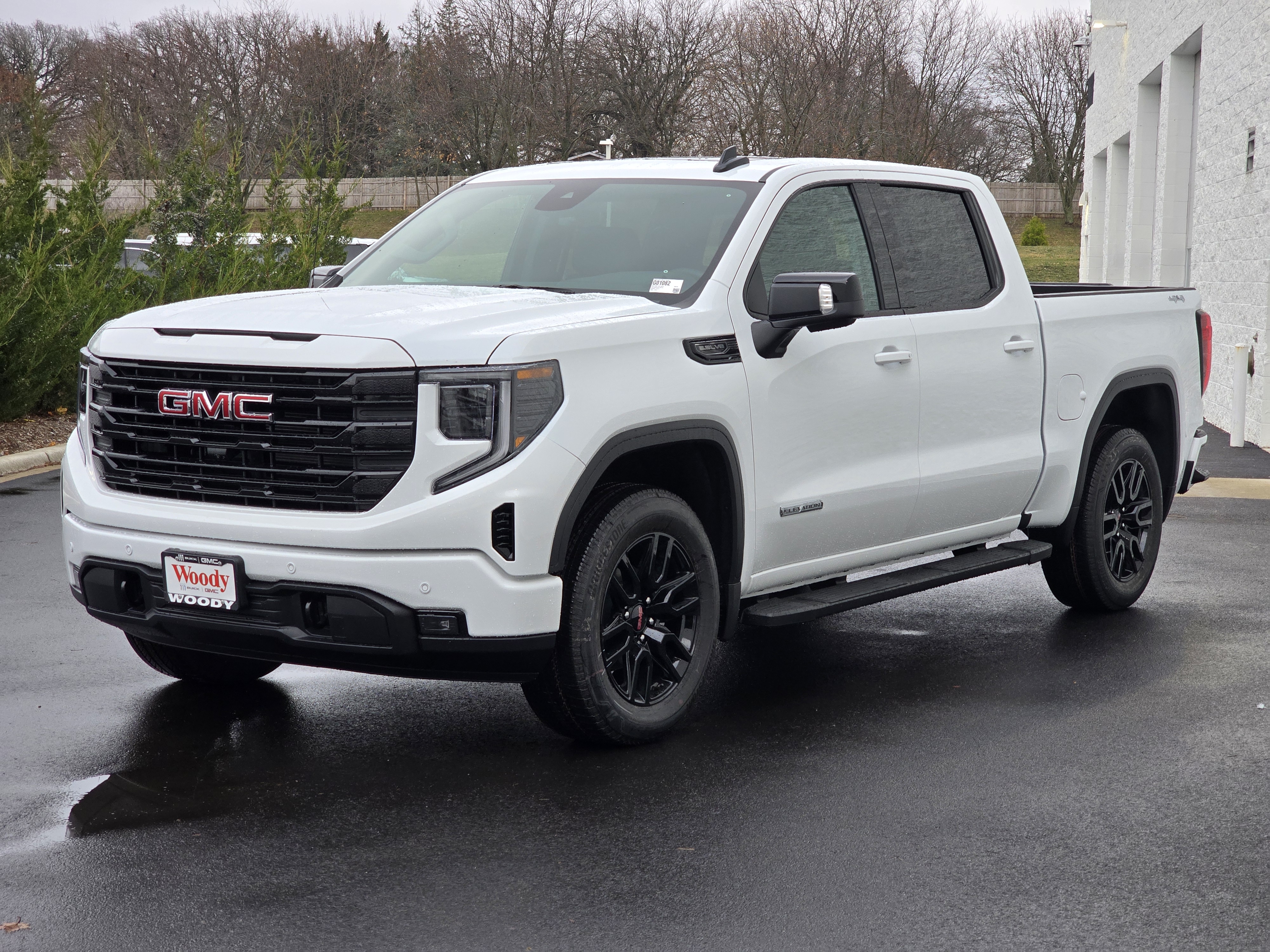 2025 GMC Sierra 1500 Elevation 10