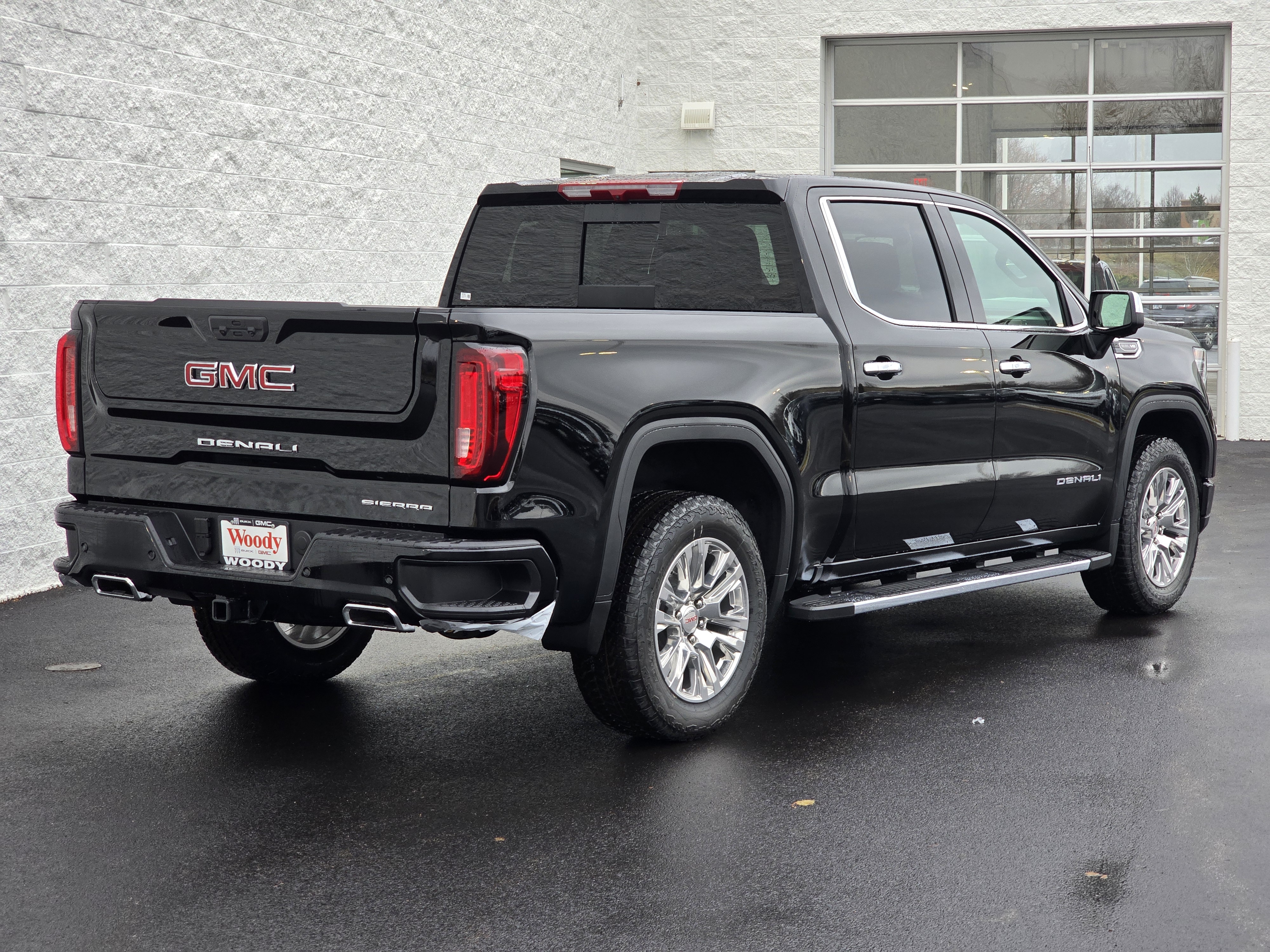 2025 GMC Sierra 1500 Denali 5