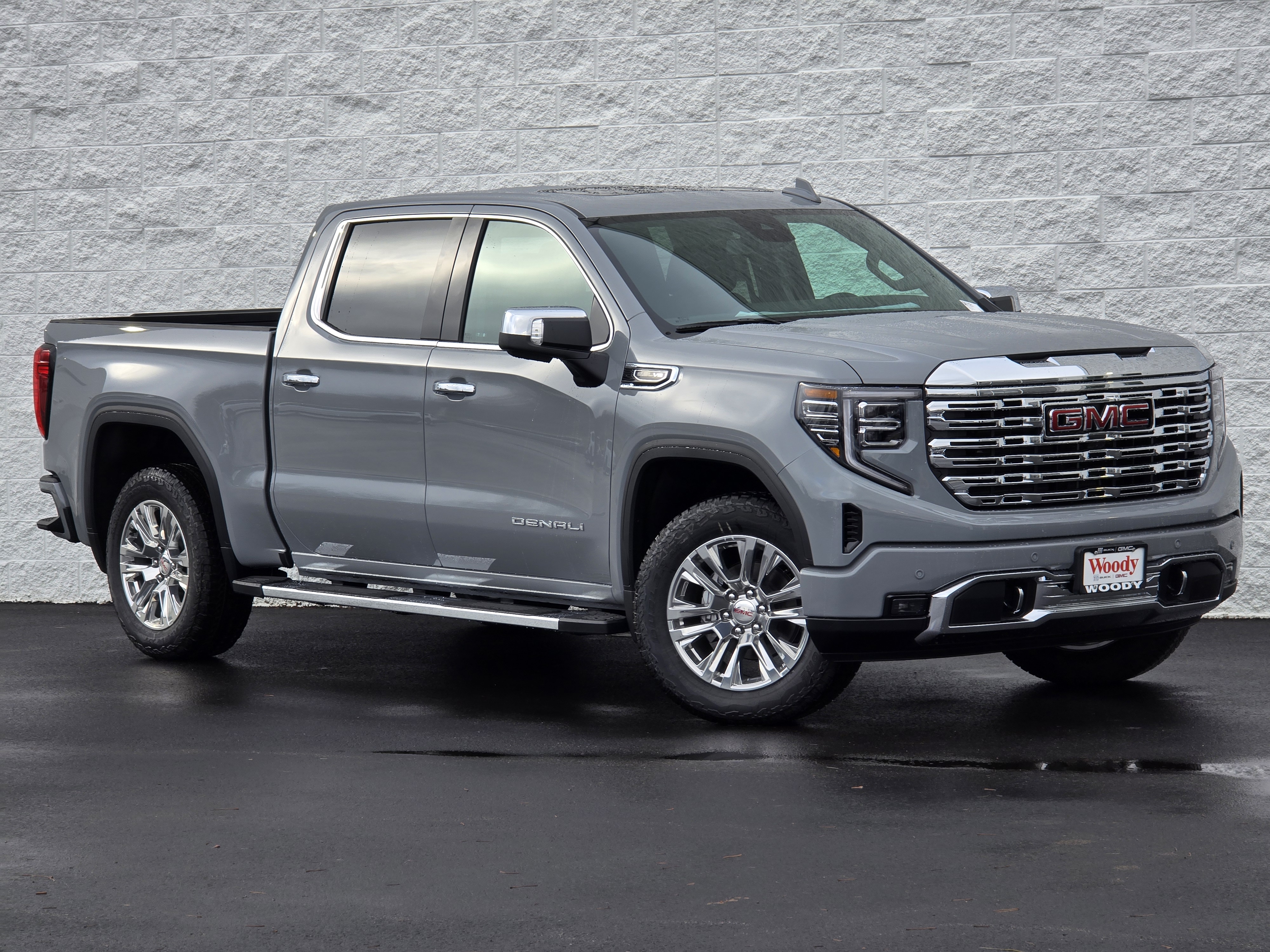 2025 GMC Sierra 1500 Denali 2