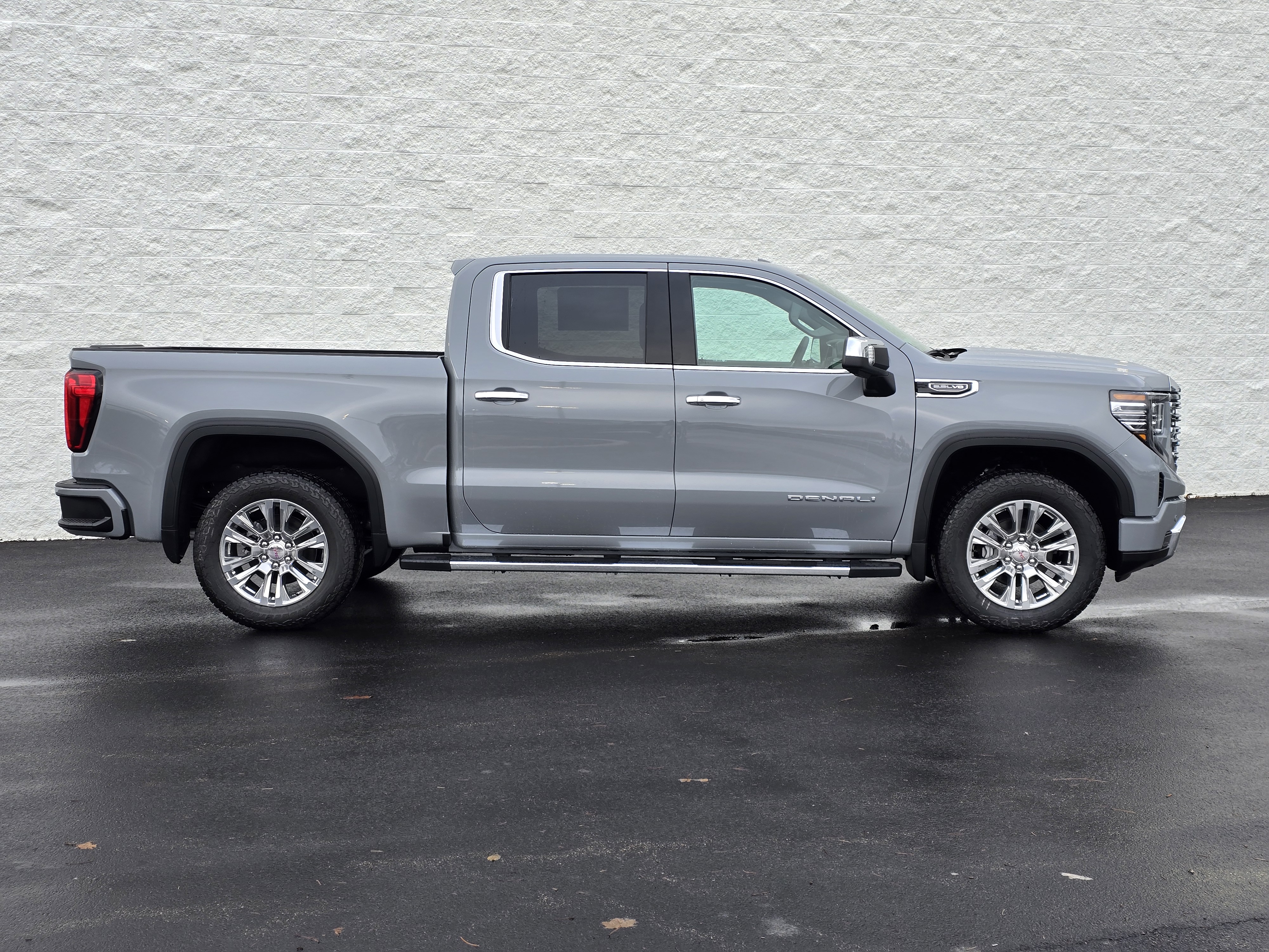 2025 GMC Sierra 1500 Denali 4