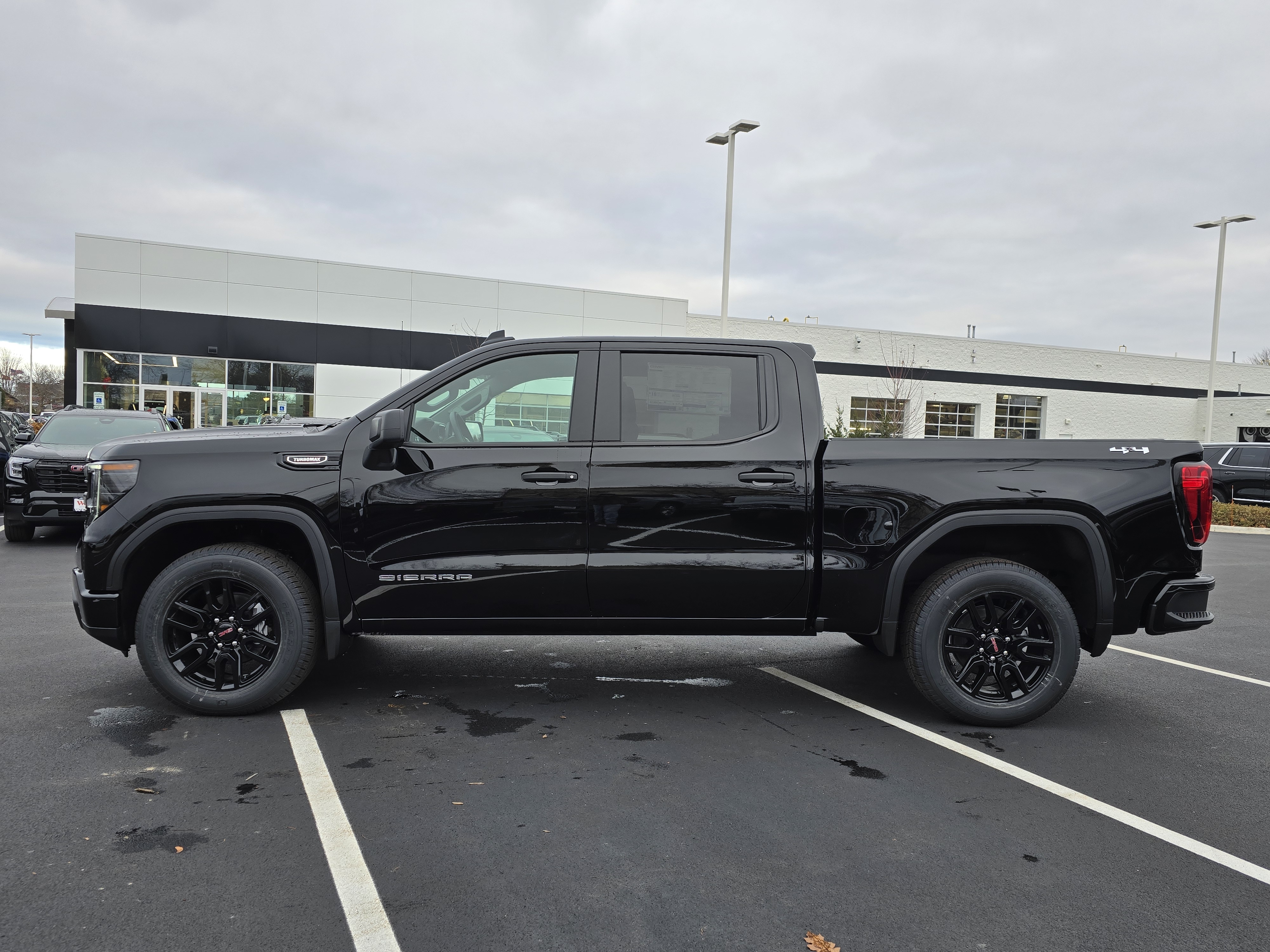 2025 GMC Sierra 1500 Pro 5