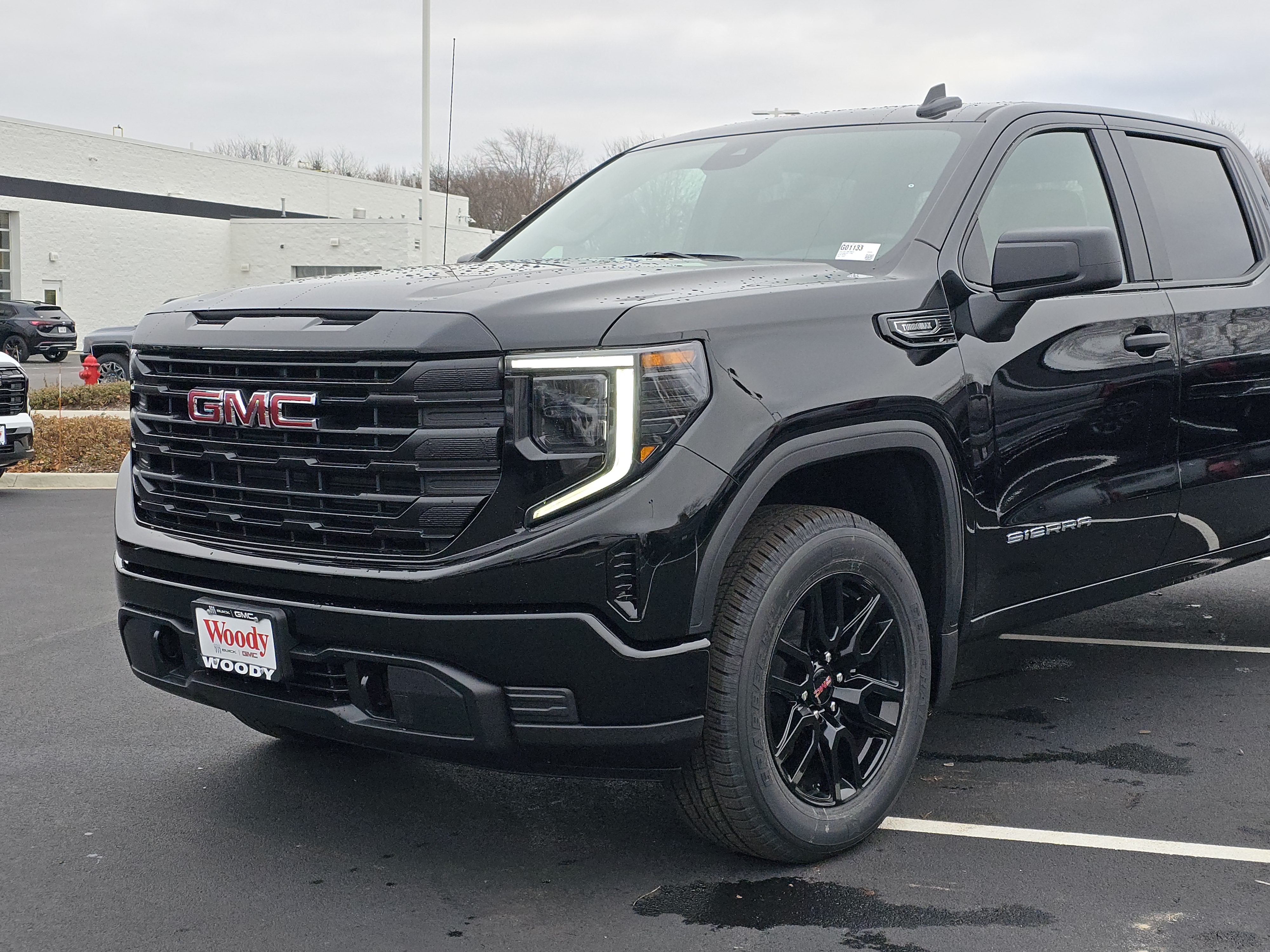 2025 GMC Sierra 1500 Pro 10