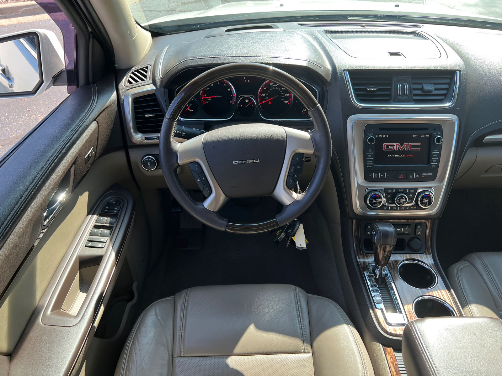 2014 GMC Acadia Denali 28