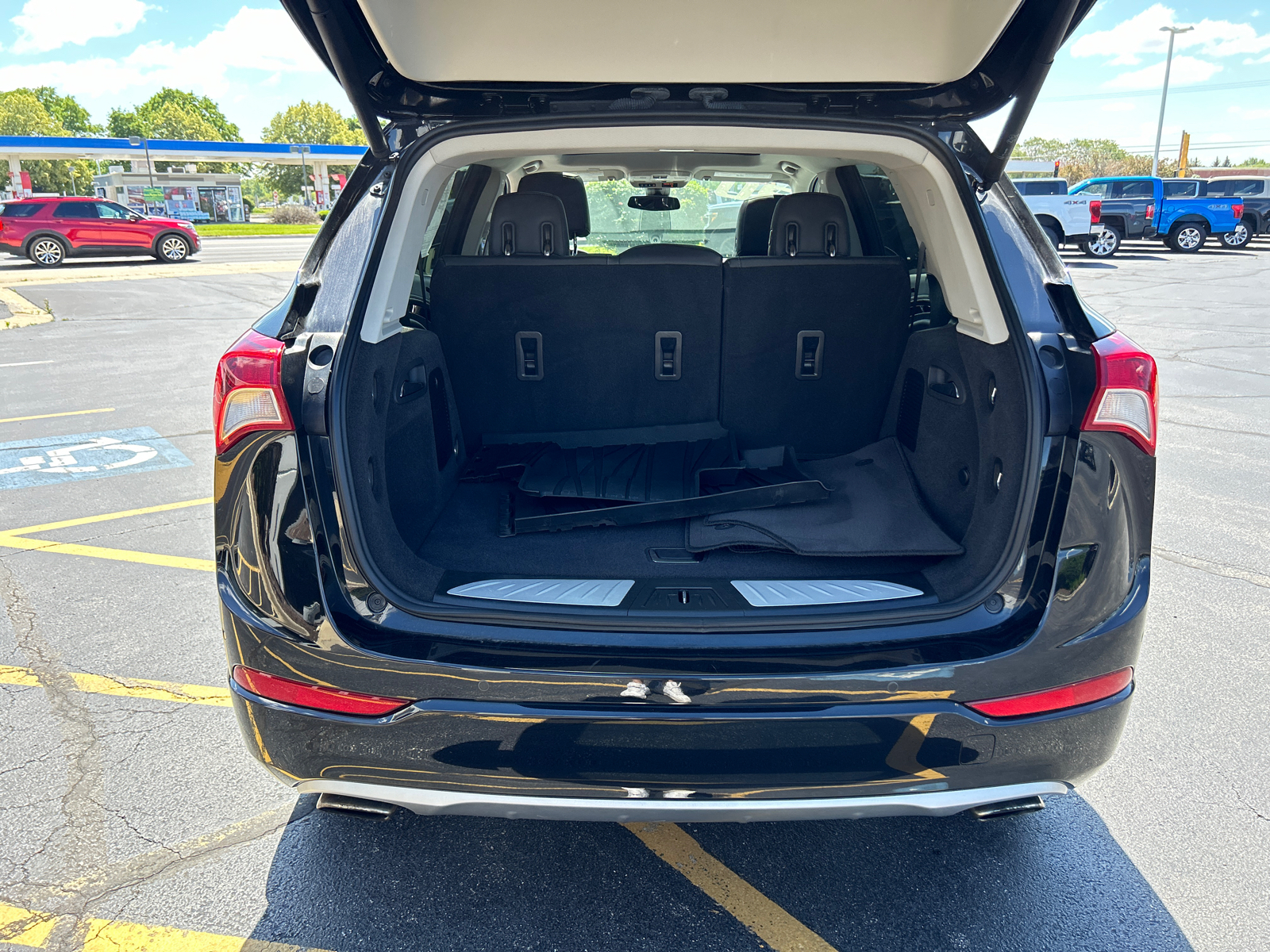 2020 Buick Envision Premium I 38