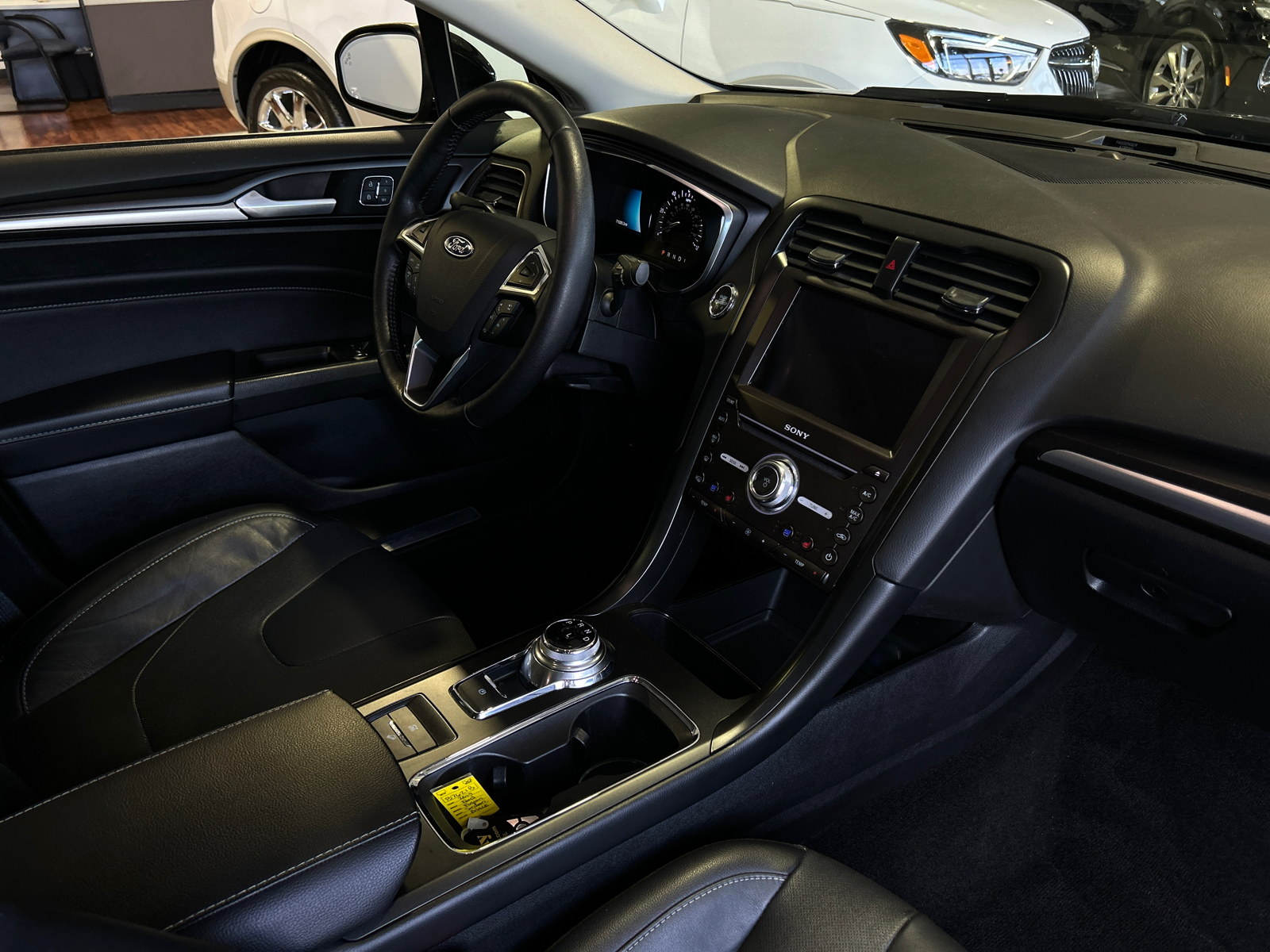 2019 Ford Fusion Hybrid Titanium 41