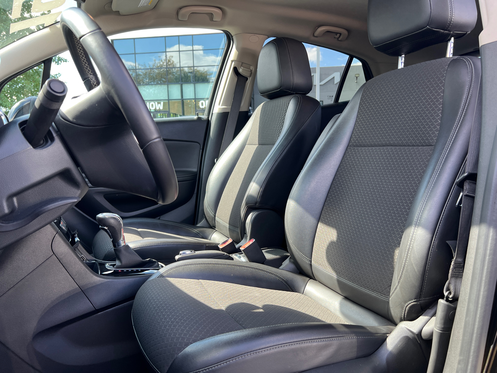 2019 Buick Encore Sport Touring 16