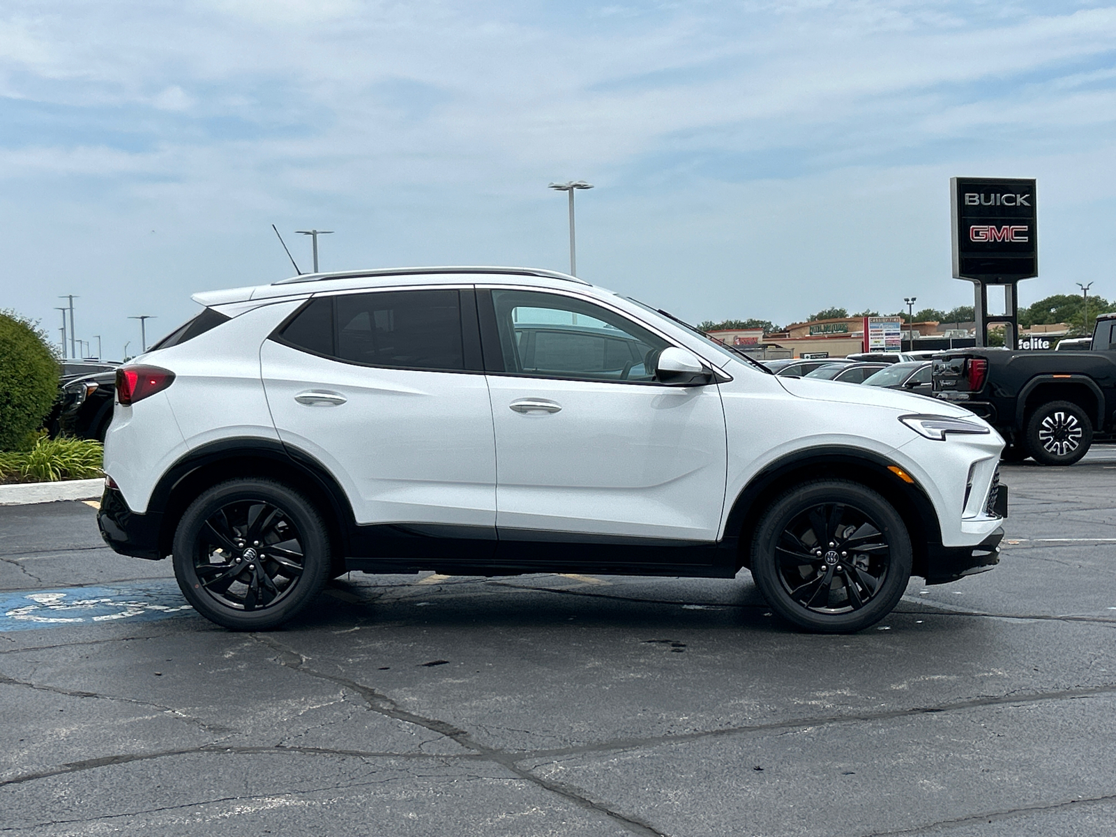 2024 Buick Encore GX Sport Touring 9