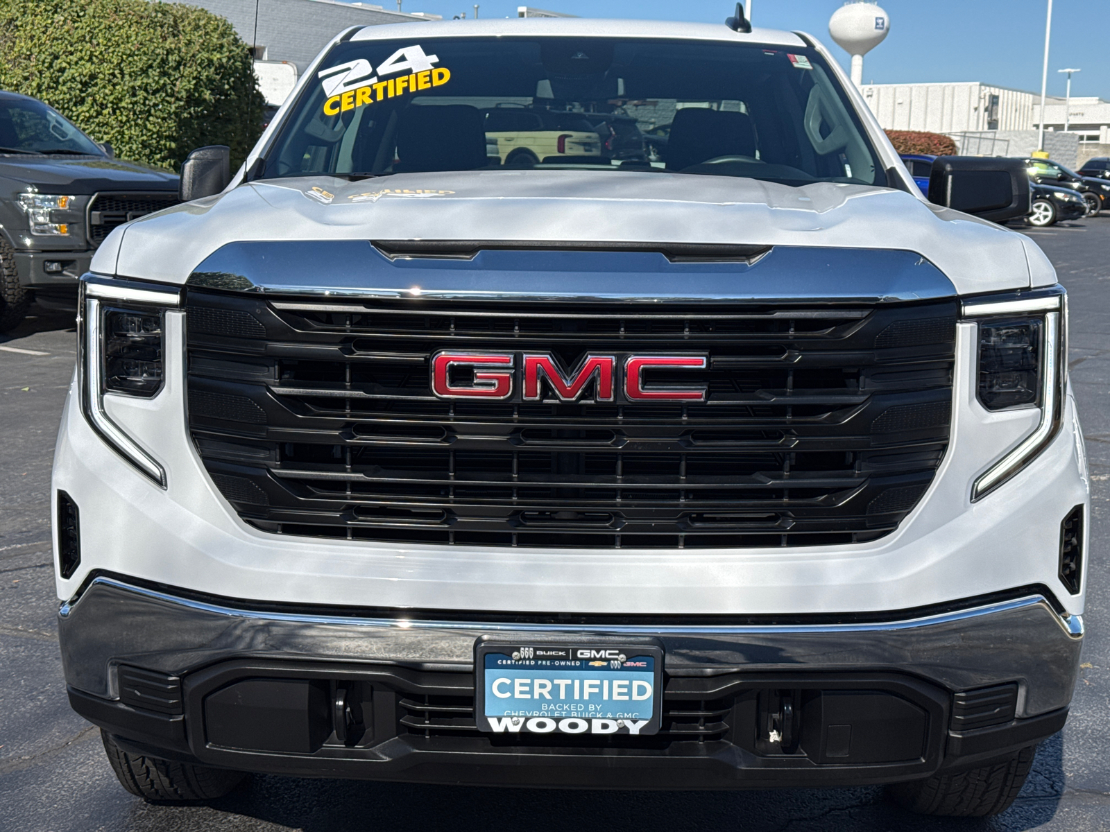 2024 GMC Sierra 1500 Pro 3