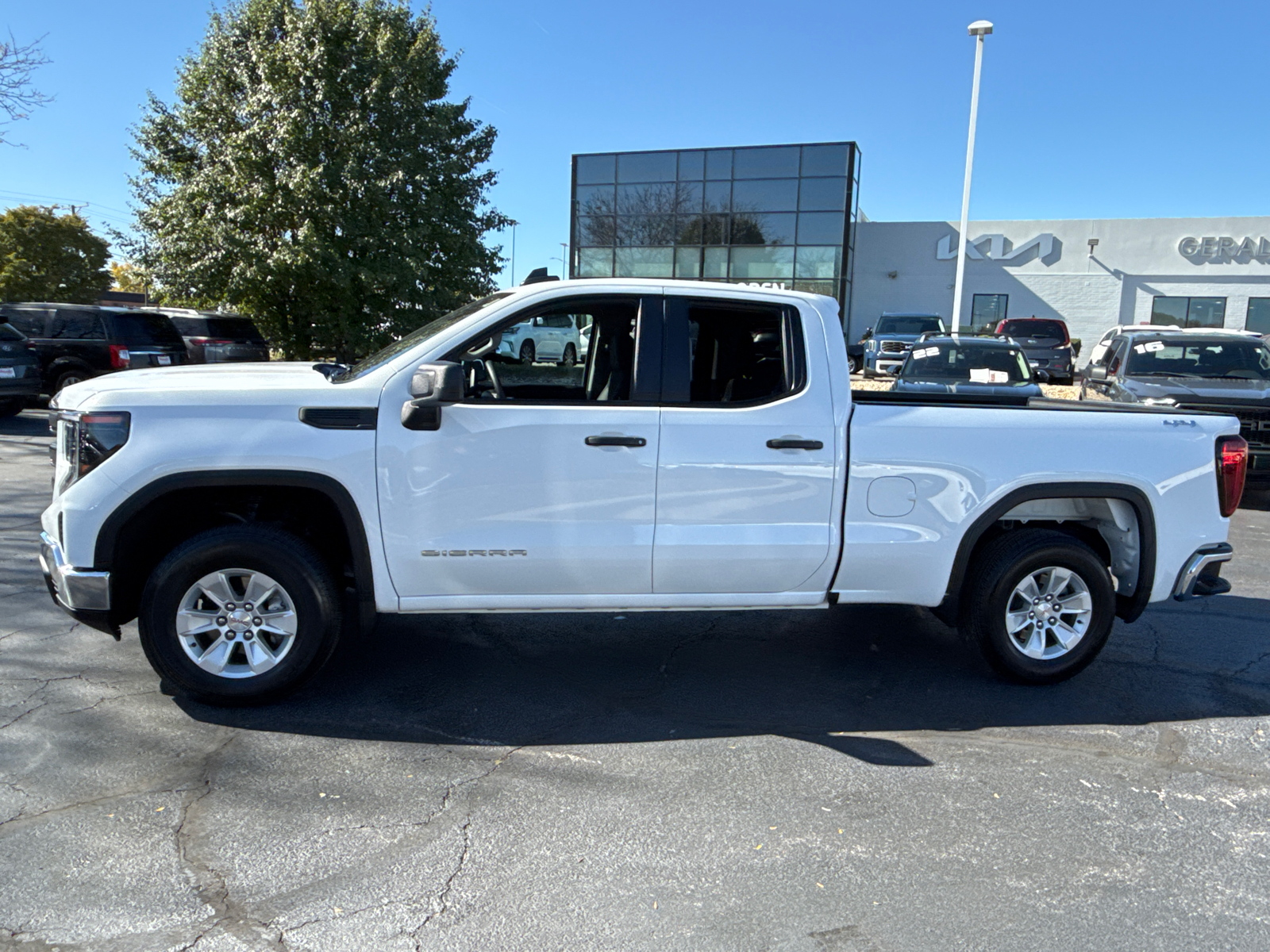 2024 GMC Sierra 1500 Pro 5