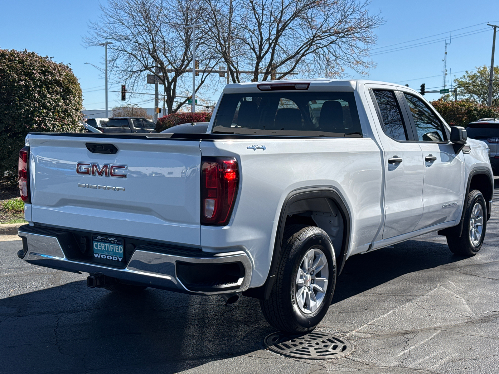 2024 GMC Sierra 1500 Pro 8