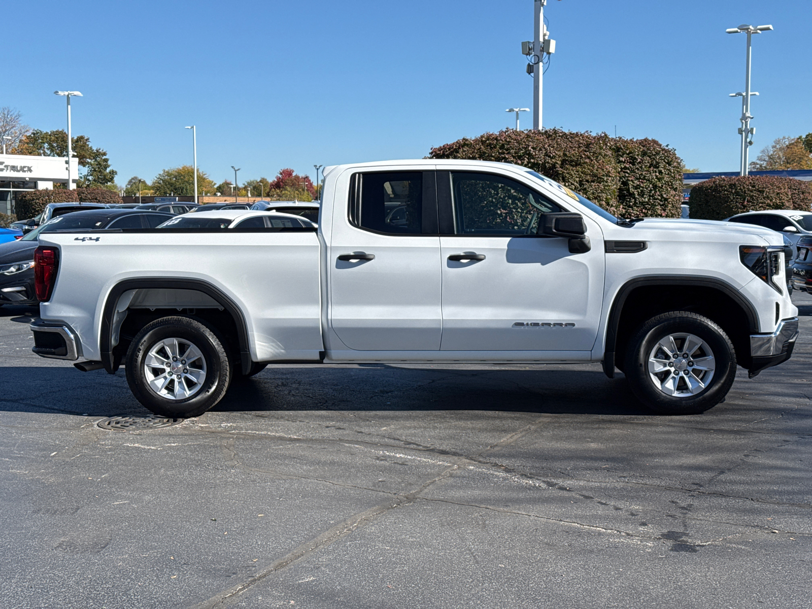 2024 GMC Sierra 1500 Pro 9