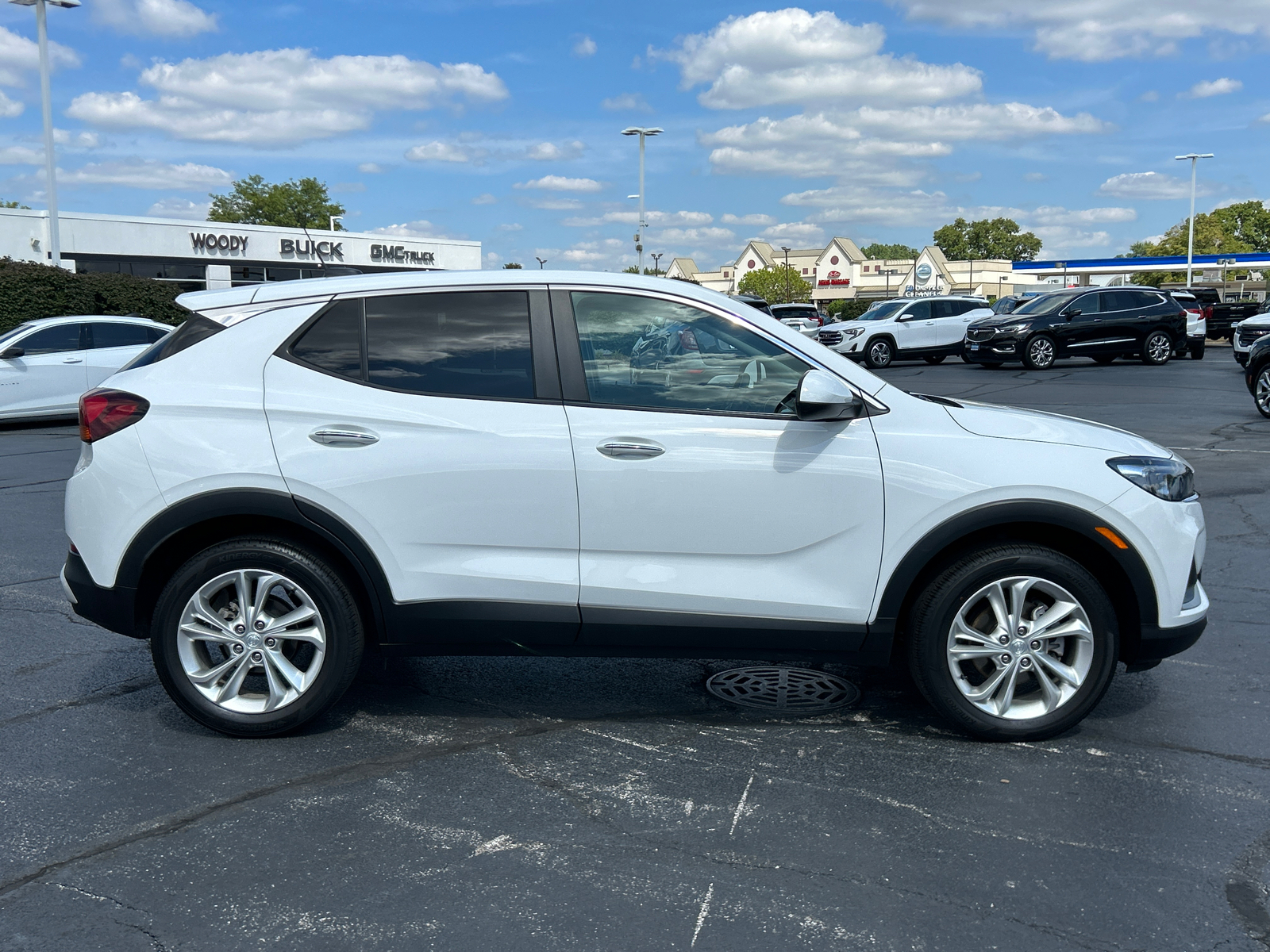 2022 Buick Encore GX Preferred 9