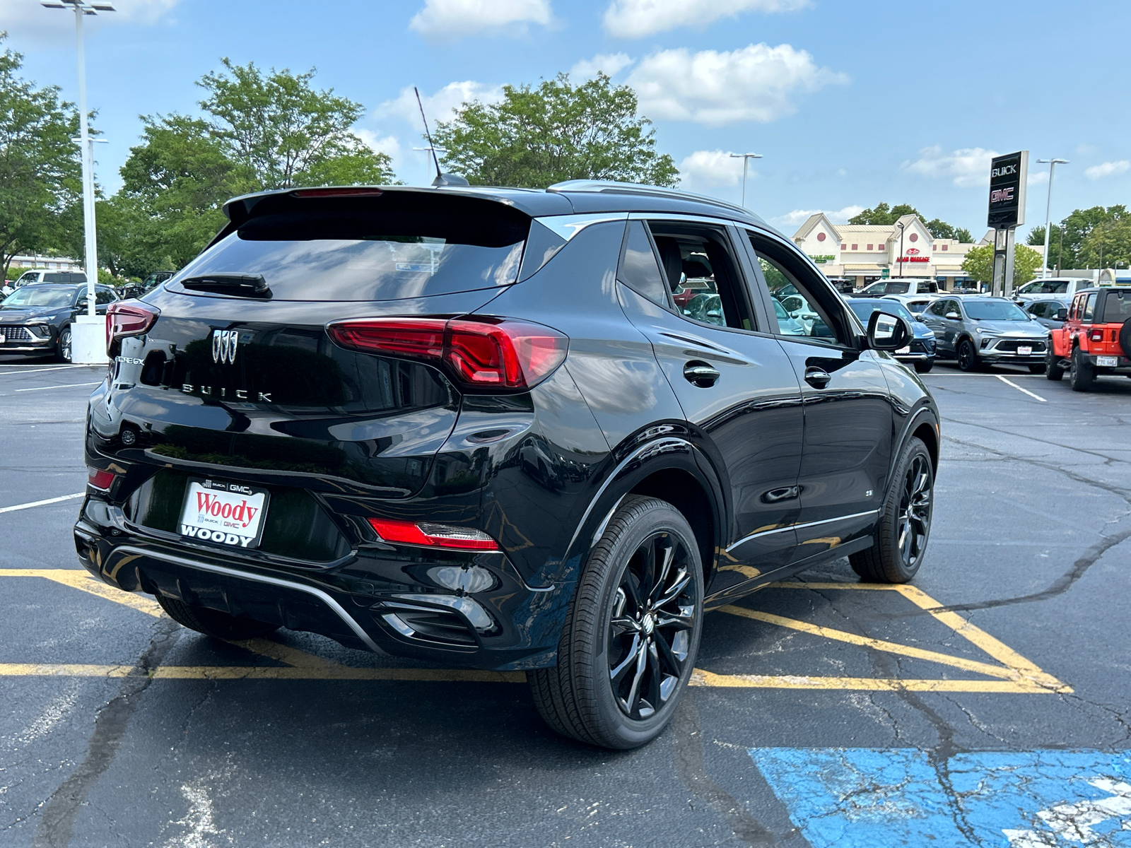 2025 Buick Encore GX Sport Touring 8