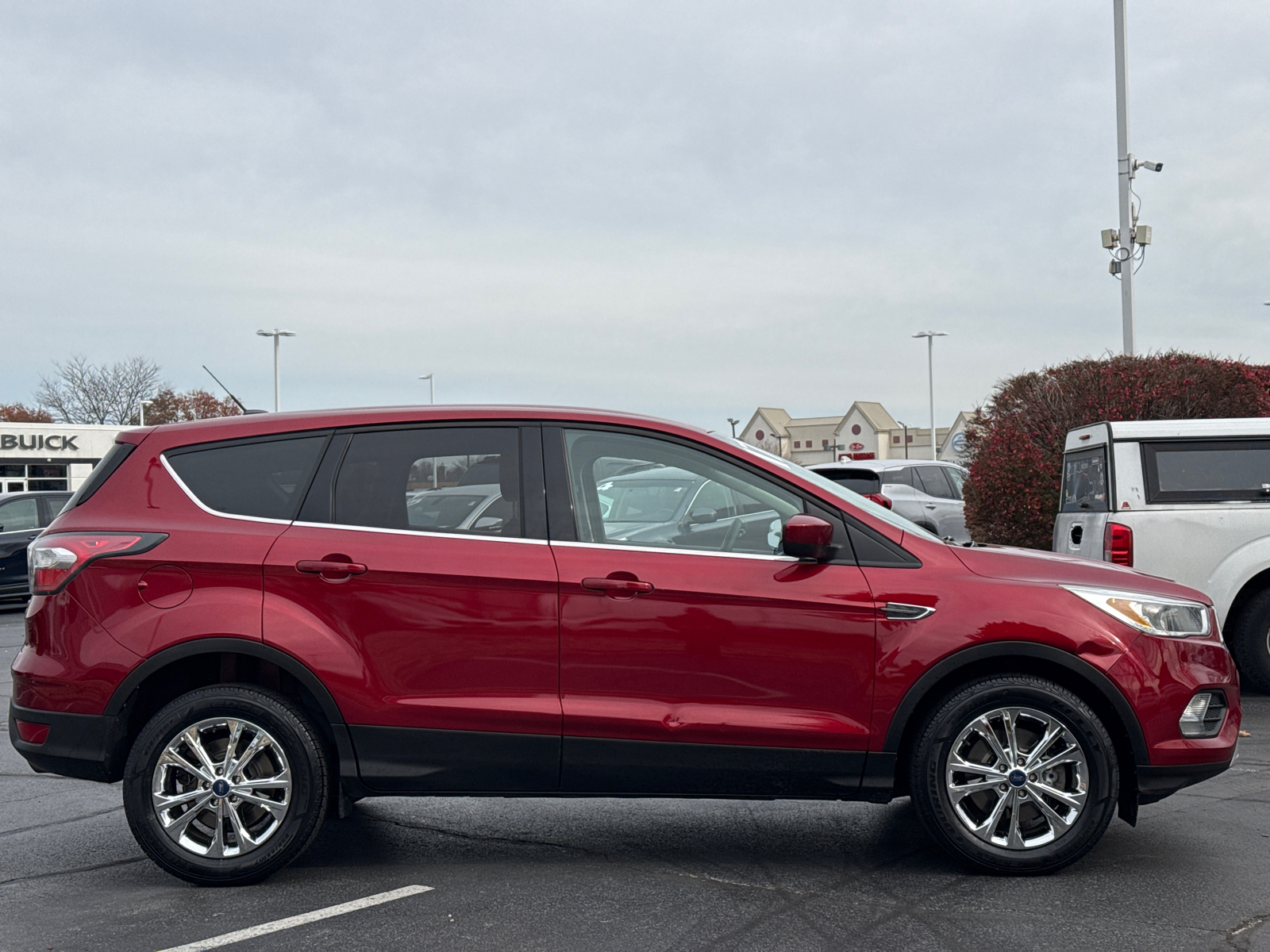 2017 Ford Escape SE 9