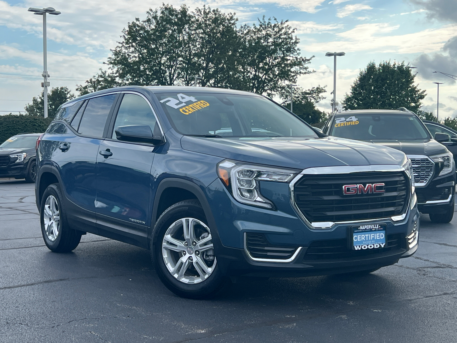 2024 GMC Terrain SLE 2