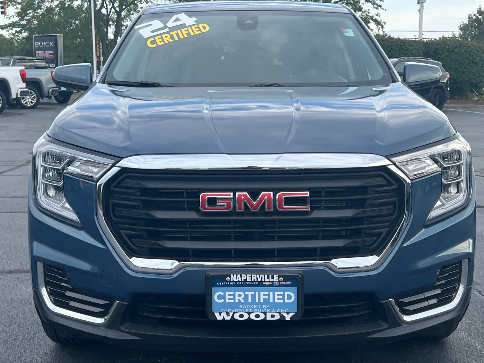 2024 GMC Terrain SLE 3