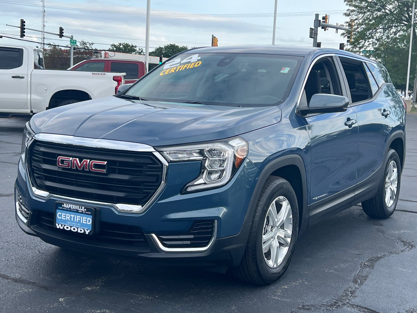 2024 GMC Terrain SLE 4