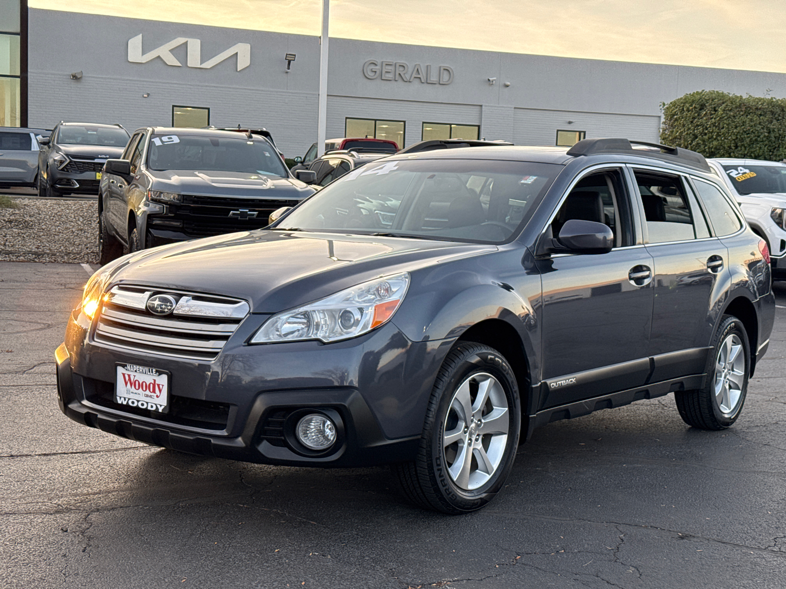 2014 Subaru Outback 2.5i 4