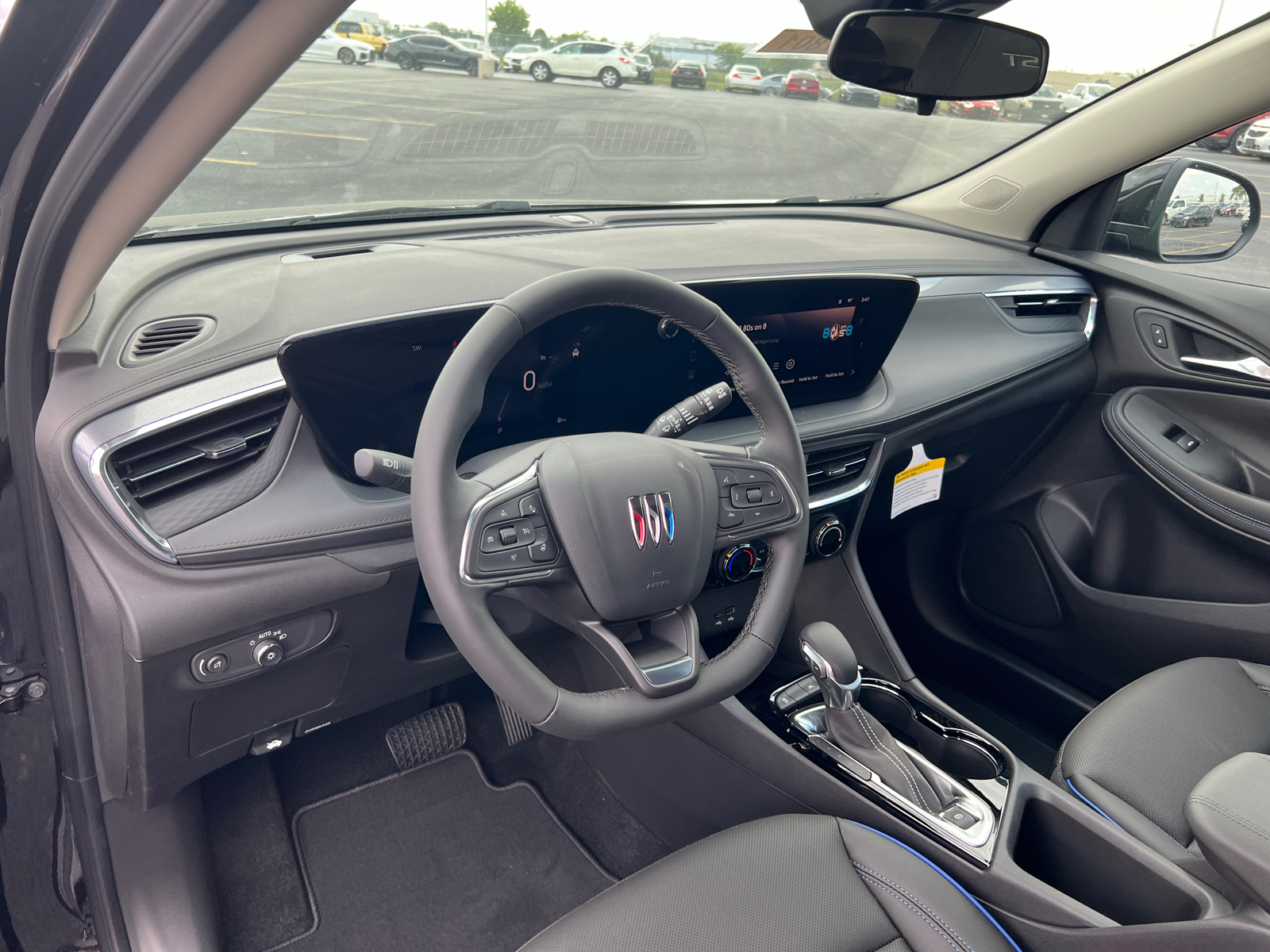 2025 Buick Encore GX Sport Touring 18