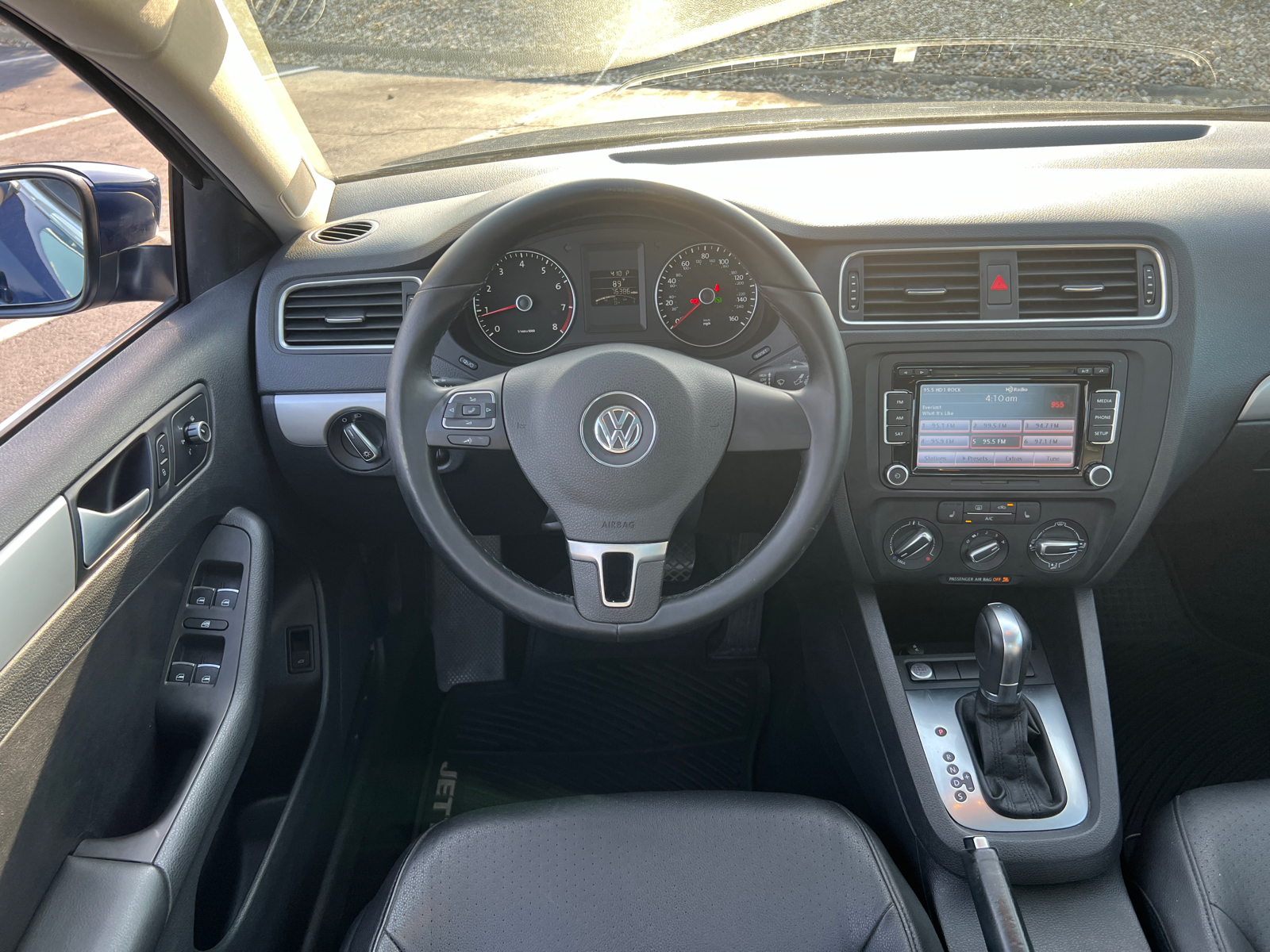 2014 Volkswagen Jetta 1.8T SE 28