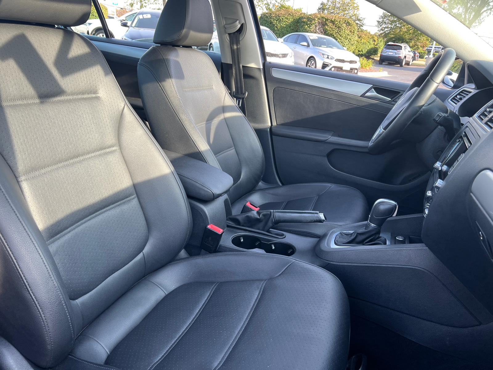 2014 Volkswagen Jetta 1.8T SE 37