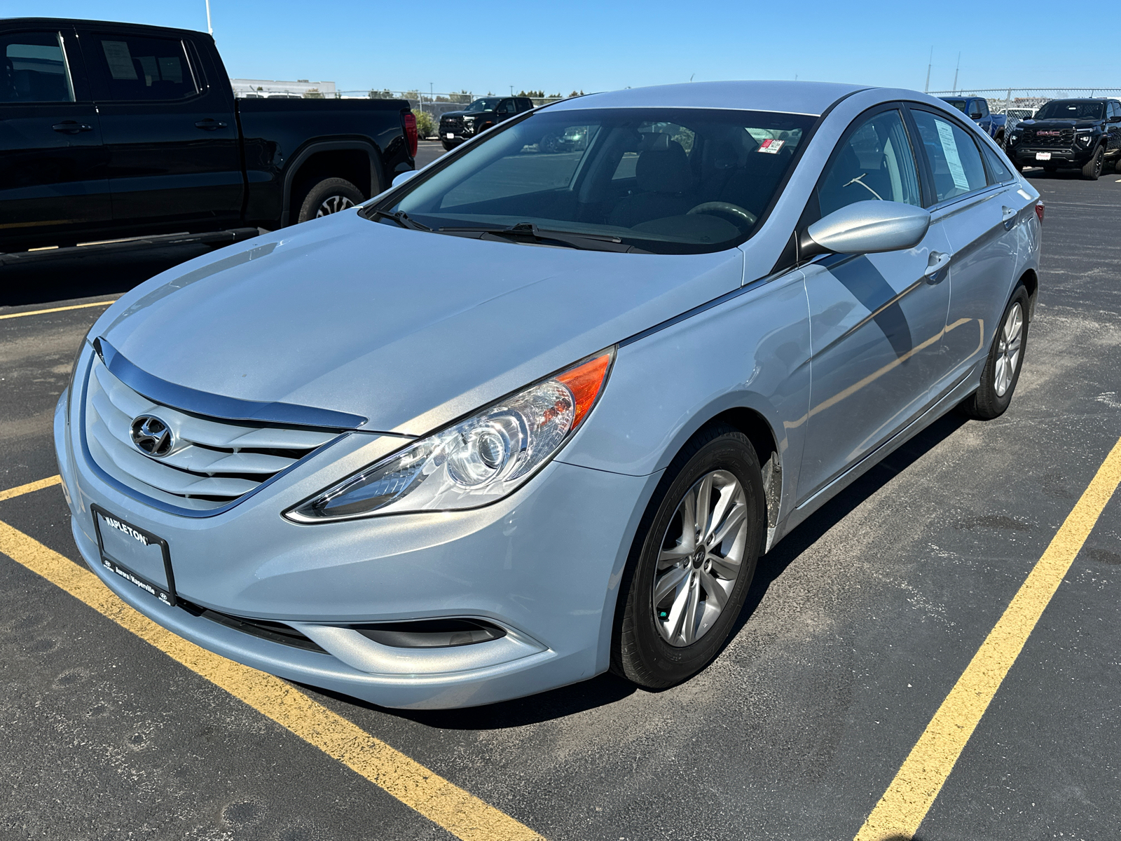 2011 Hyundai Sonata GLS 2