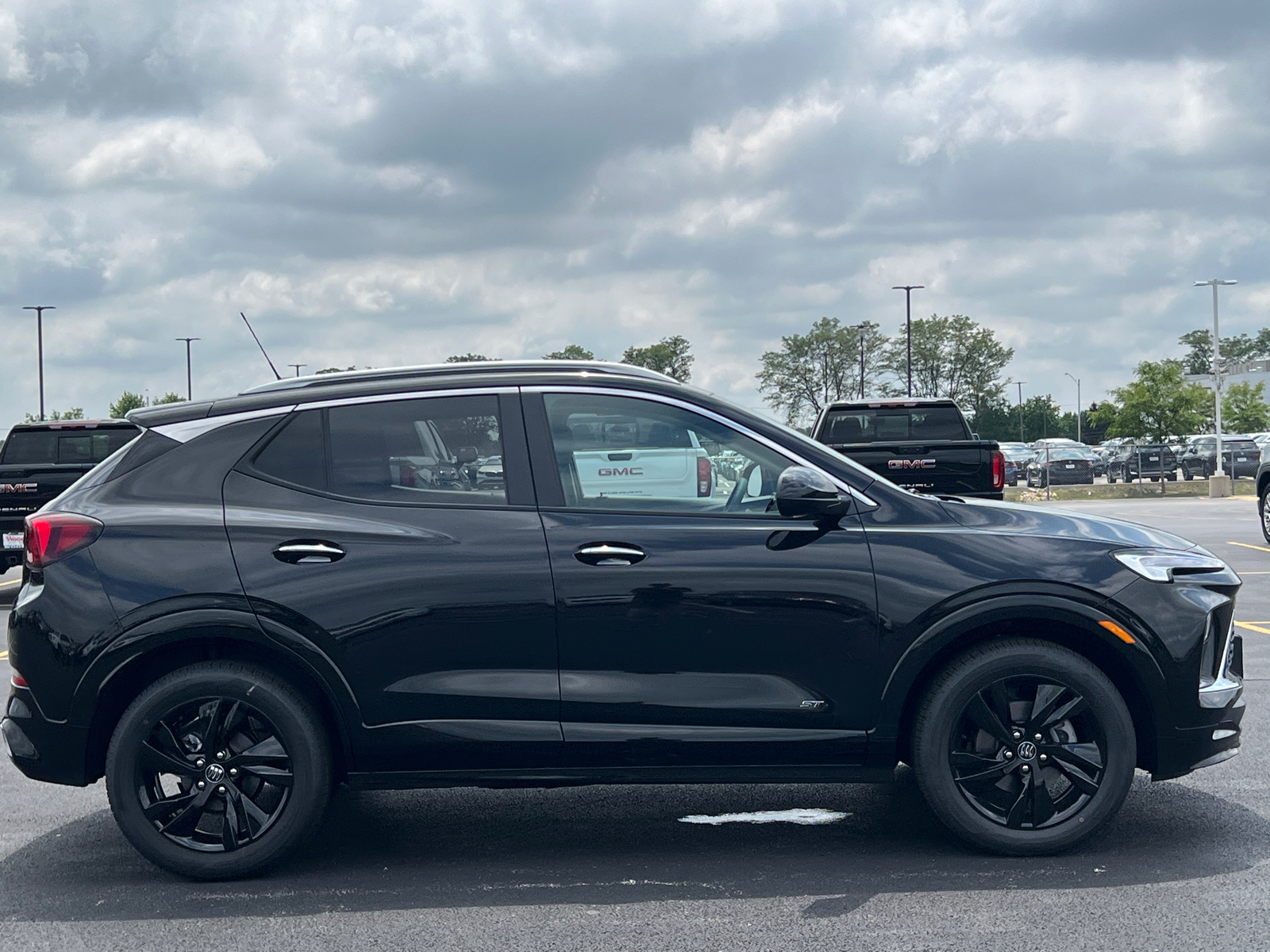 2025 Buick Encore GX Sport Touring 9