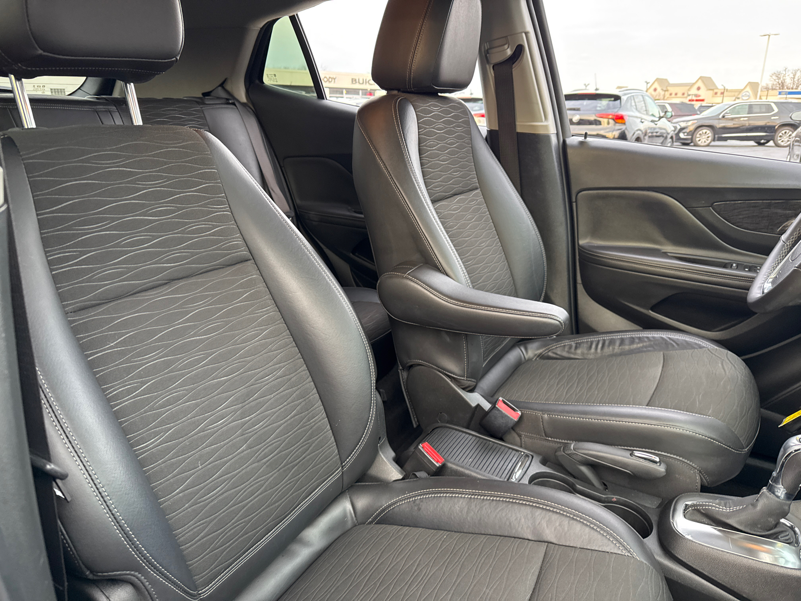 2015 Buick Encore Convenience 36