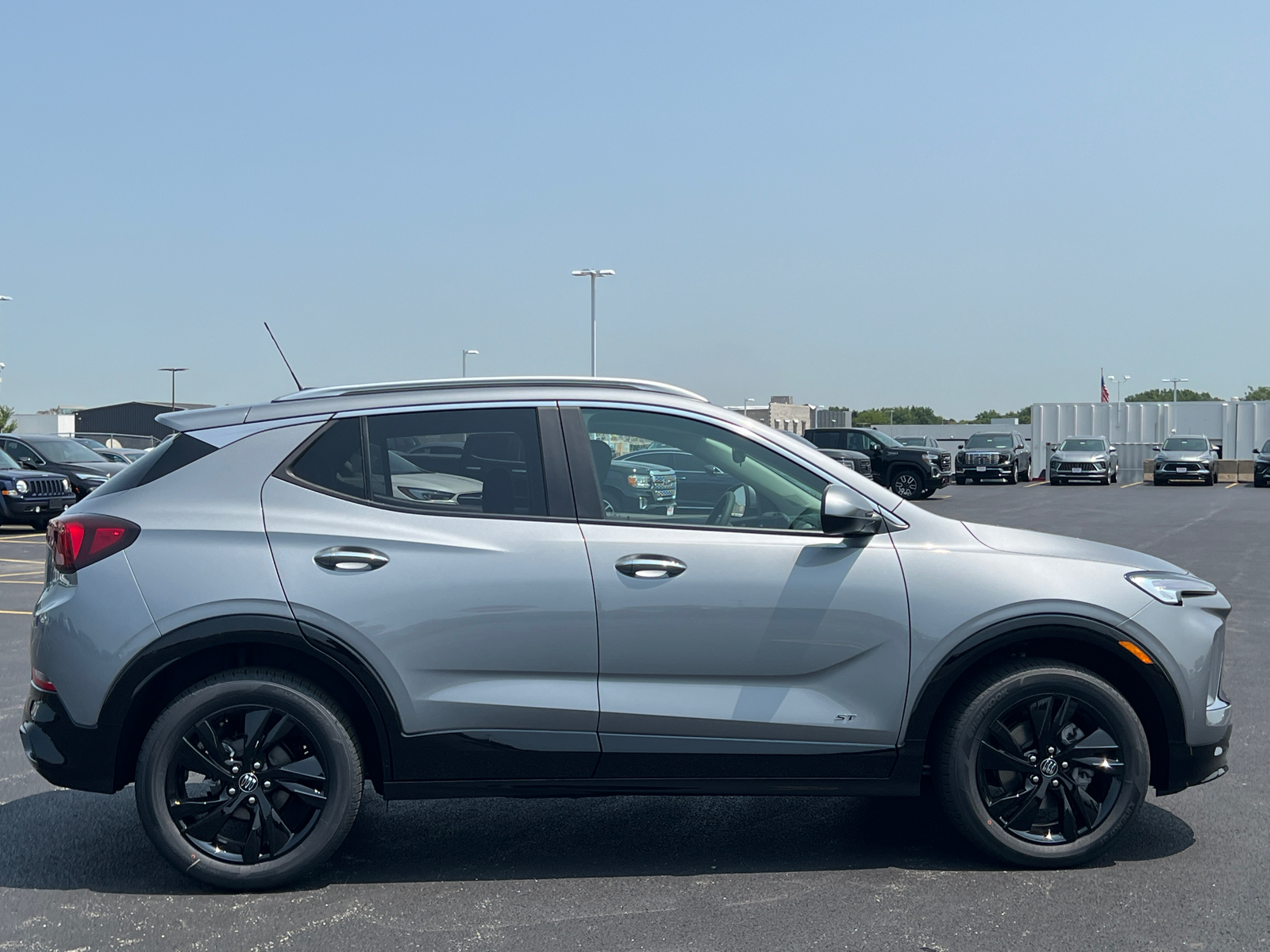 2025 Buick Encore GX Sport Touring 9