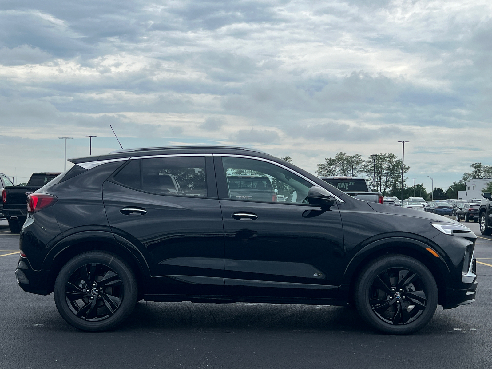 2025 Buick Encore GX Sport Touring 9