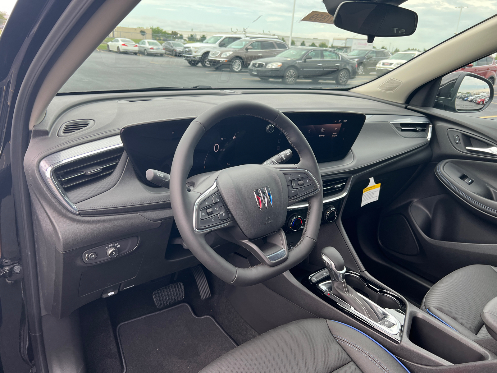 2025 Buick Encore GX Sport Touring 18