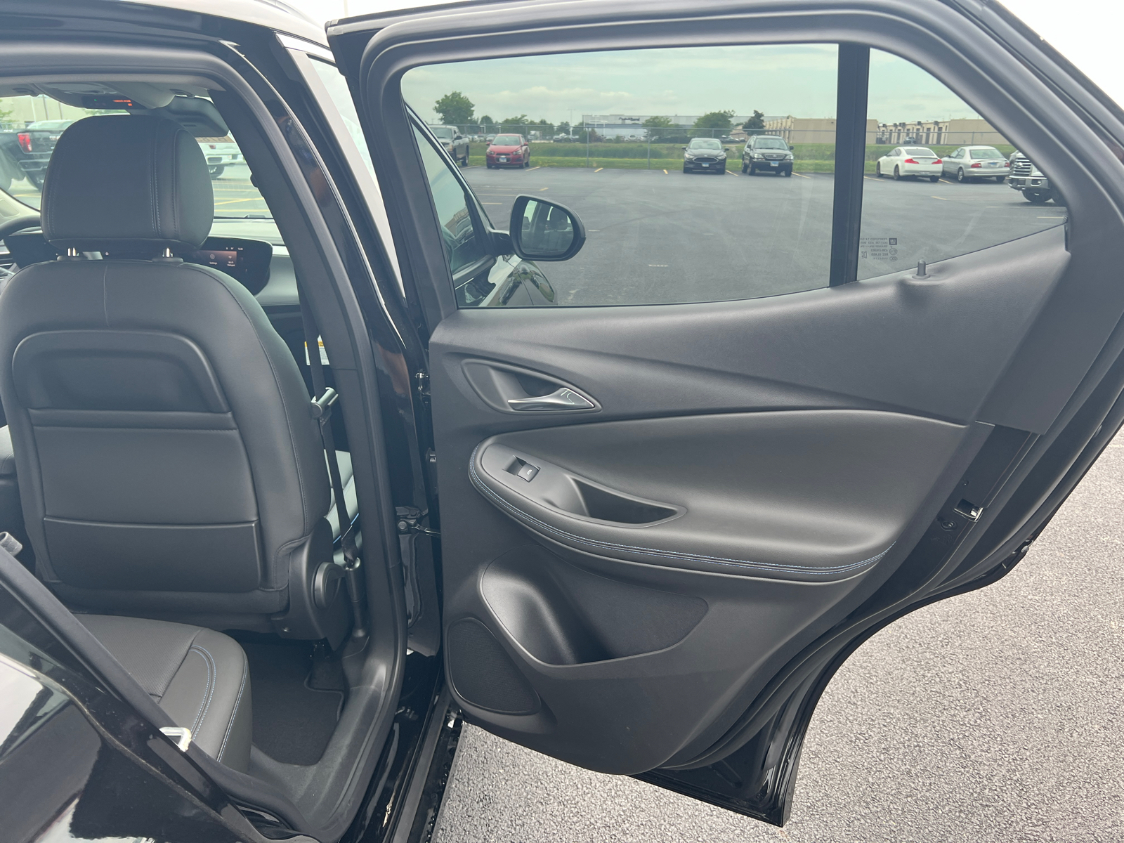 2025 Buick Encore GX Sport Touring 35