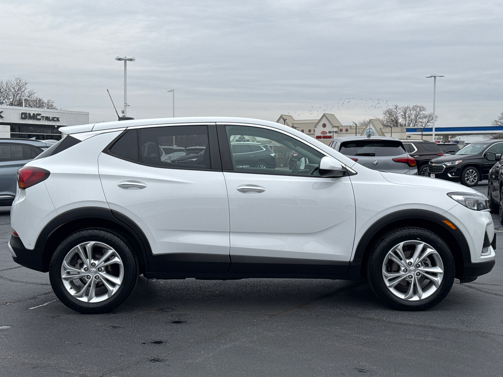 2022 Buick Encore GX Preferred 9