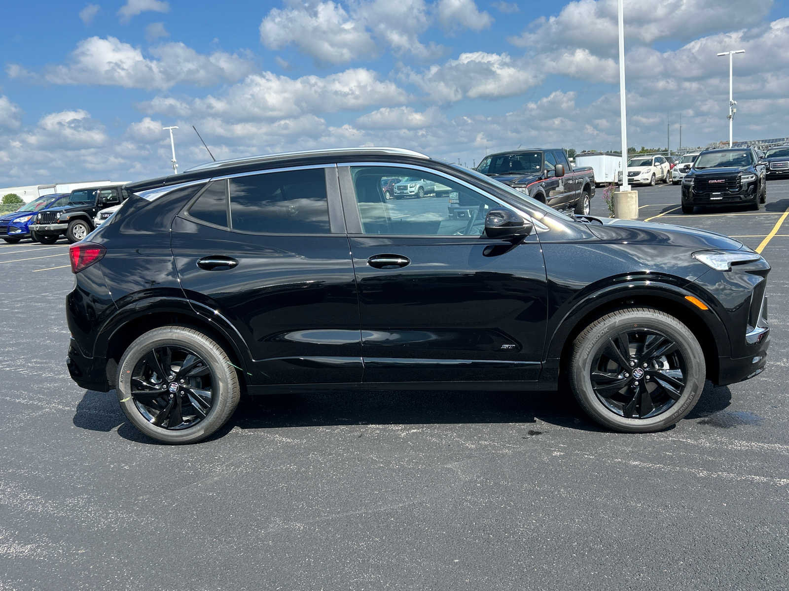 2025 Buick Encore GX Sport Touring 9