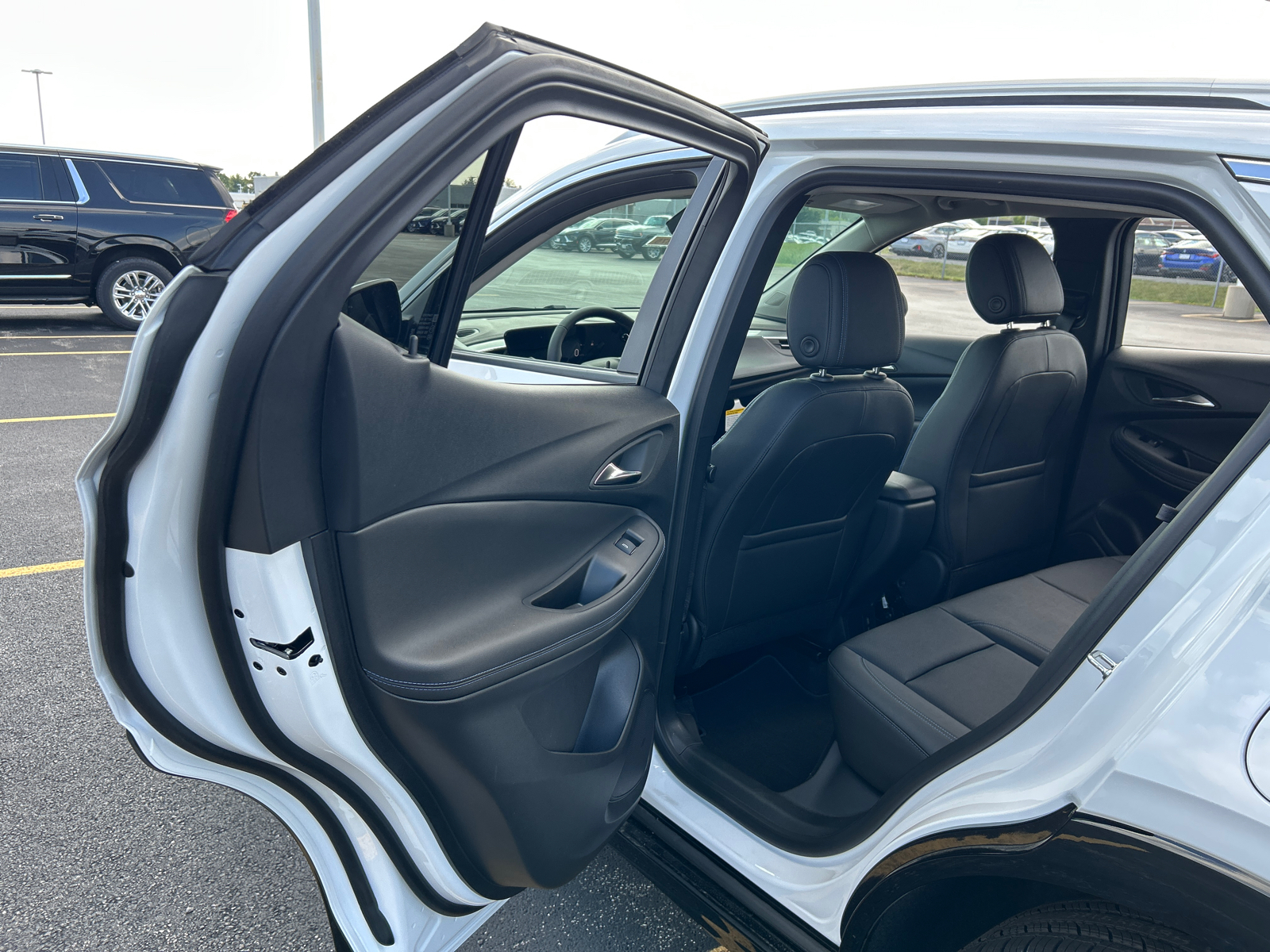 2025 Buick Encore GX Sport Touring 31