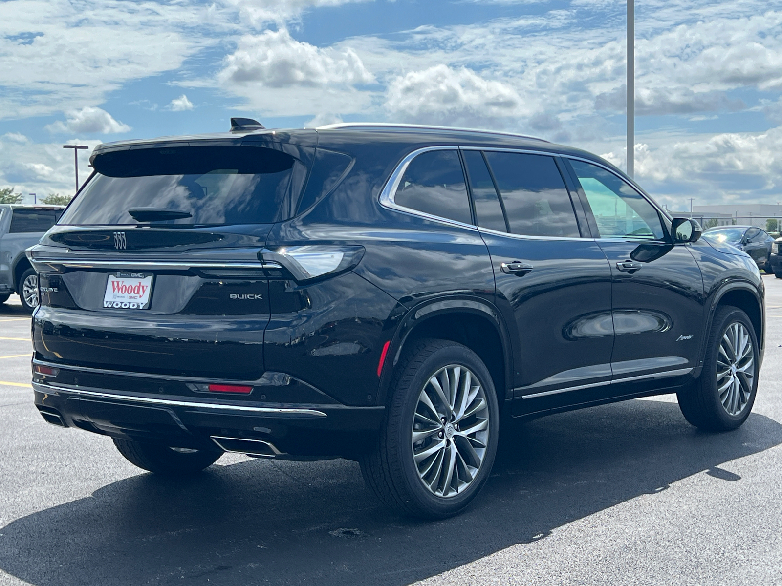 2025 Buick Enclave Avenir 8