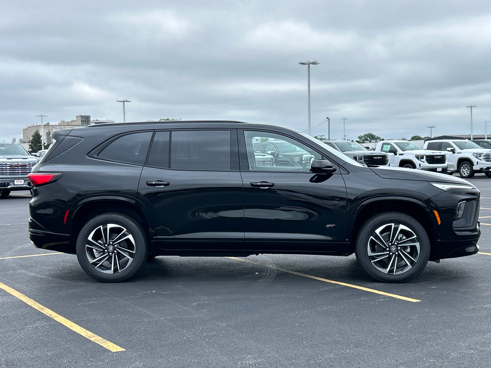 2025 Buick Enclave Sport Touring 9