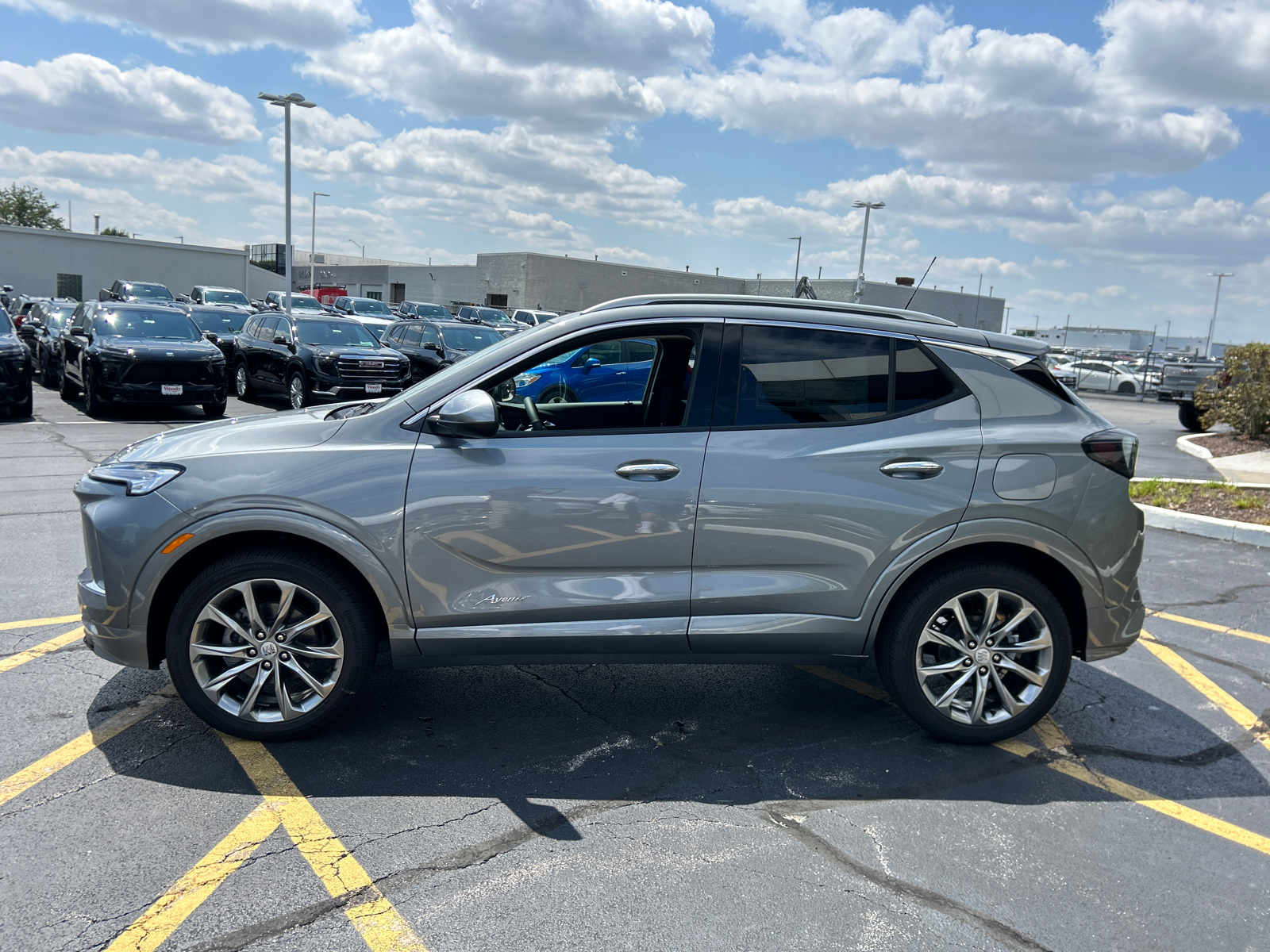 2025 Buick Encore GX Avenir 5