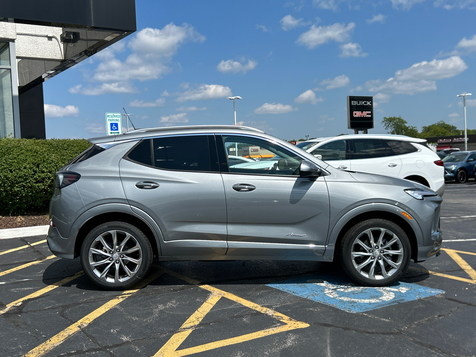 2025 Buick Encore GX Avenir 9